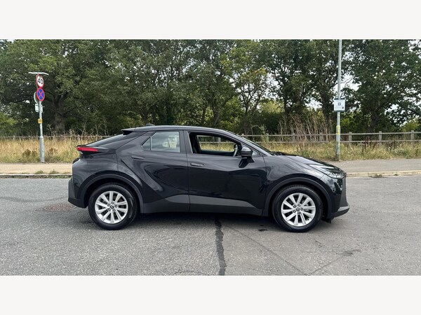 Used Toyota C-HR 2024 for sale - 75678239: Photo 18