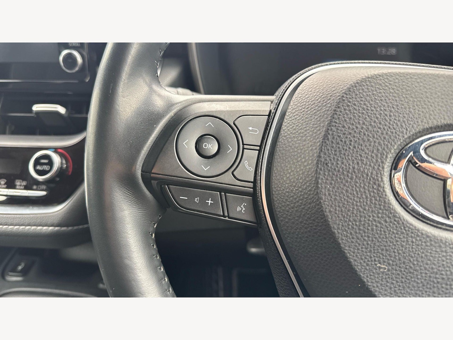 Used Toyota Corolla 2019 for sale - 78184672: Photo 33