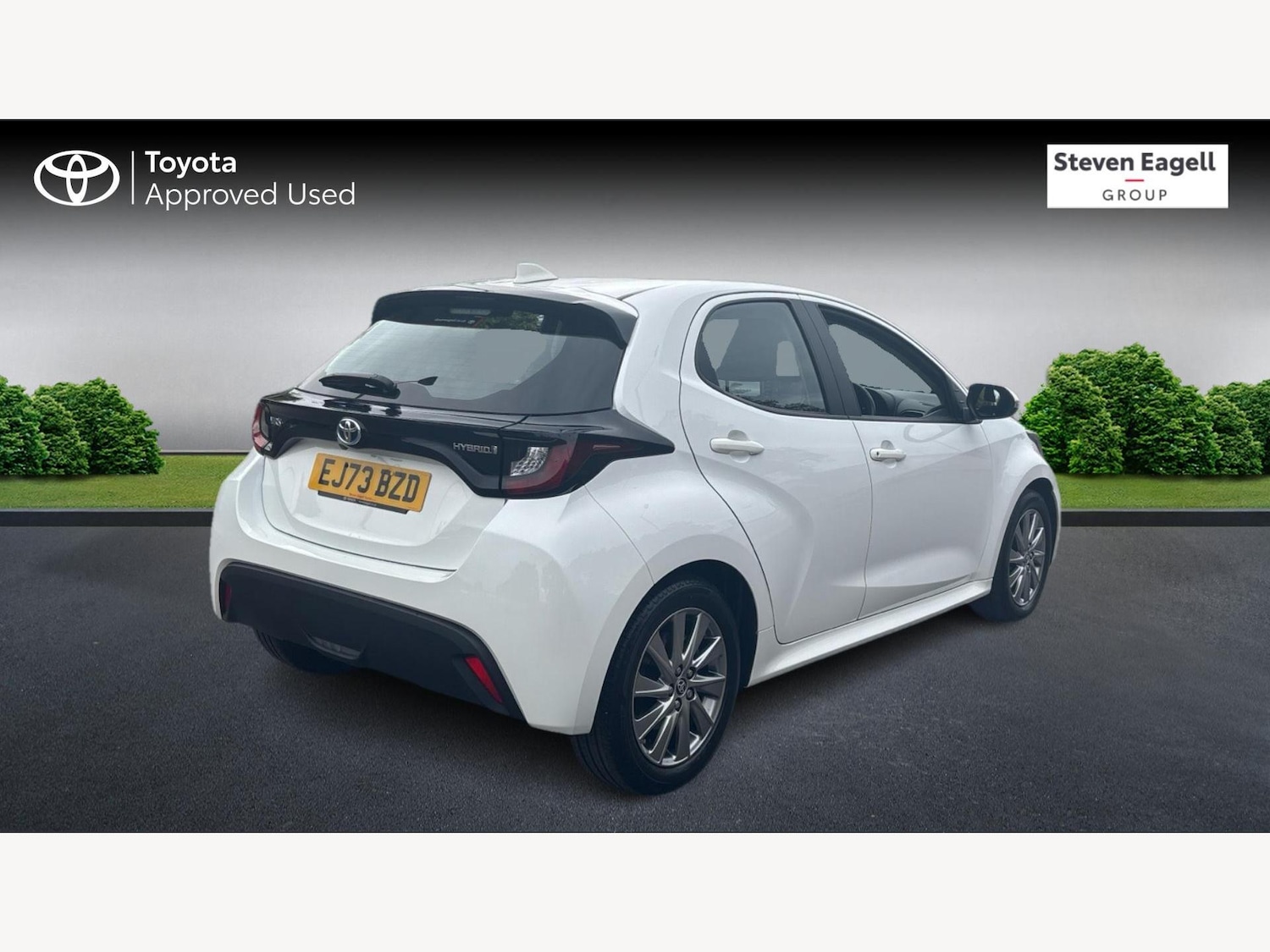 Used Toyota Yaris 2023 for sale - 76318046: Photo 2