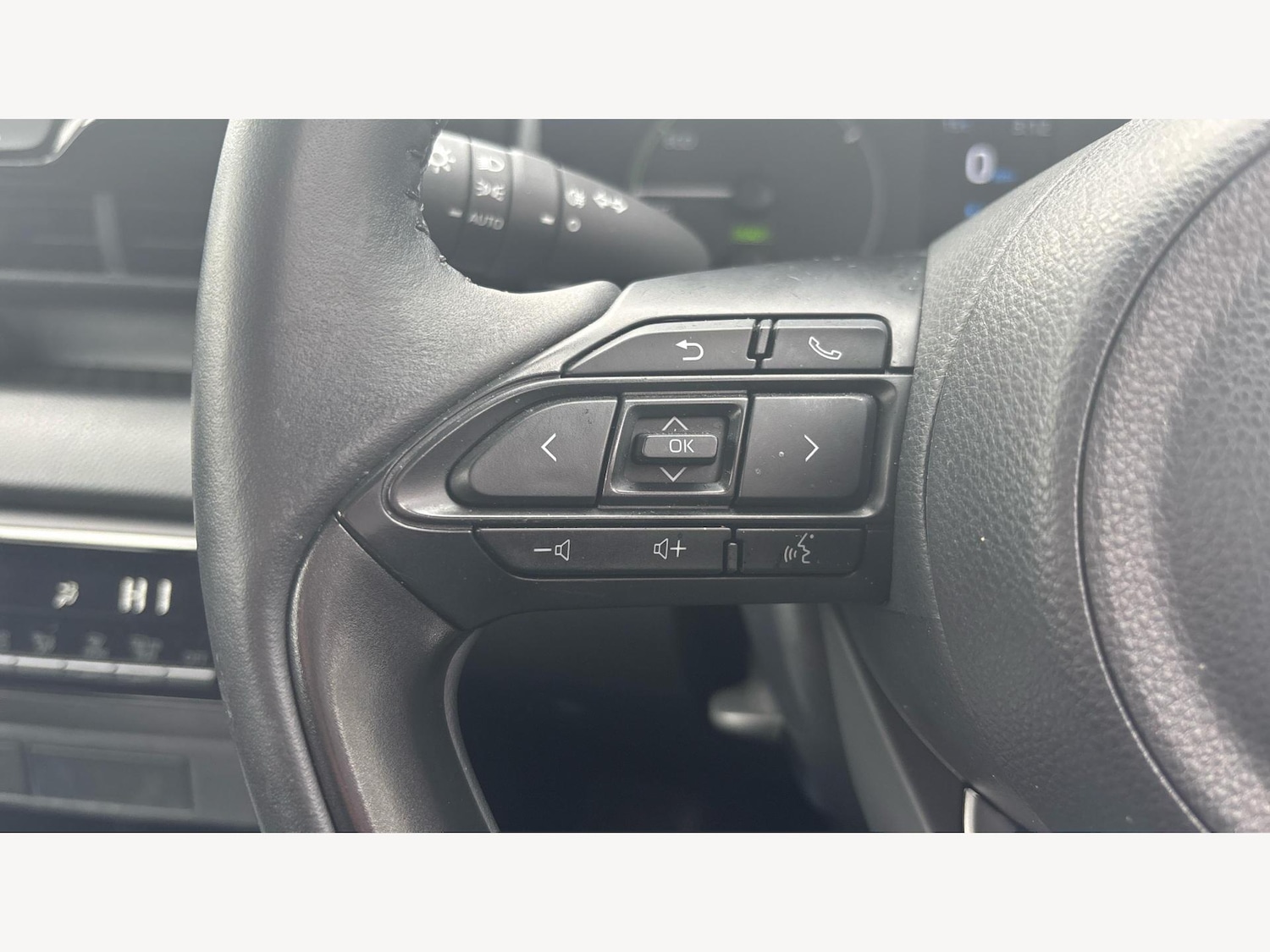 Used Toyota Yaris 2023 for sale - 76318046: Photo 22