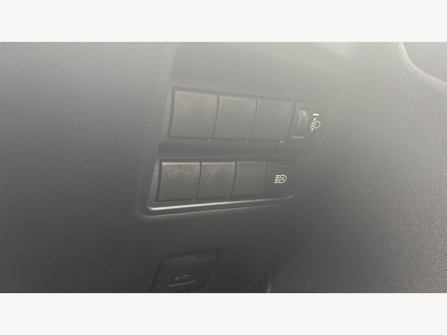 Used Toyota Yaris 2023 for sale - 76318046: Photo 24