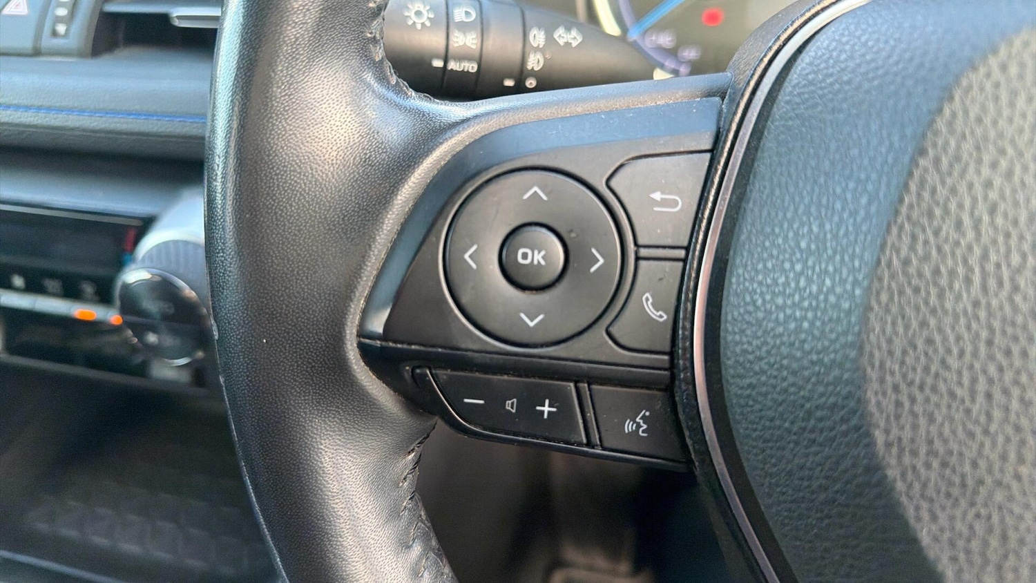 Used Toyota RAV4 2020 for sale - 77612041: Photo 34