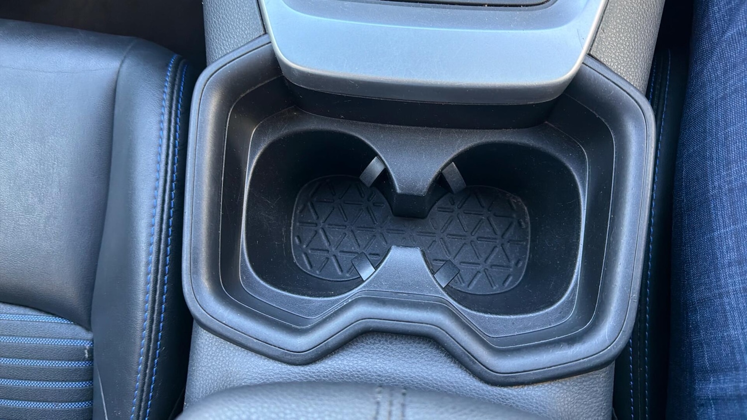 Used Toyota RAV4 2020 for sale - 77612041: Photo 39