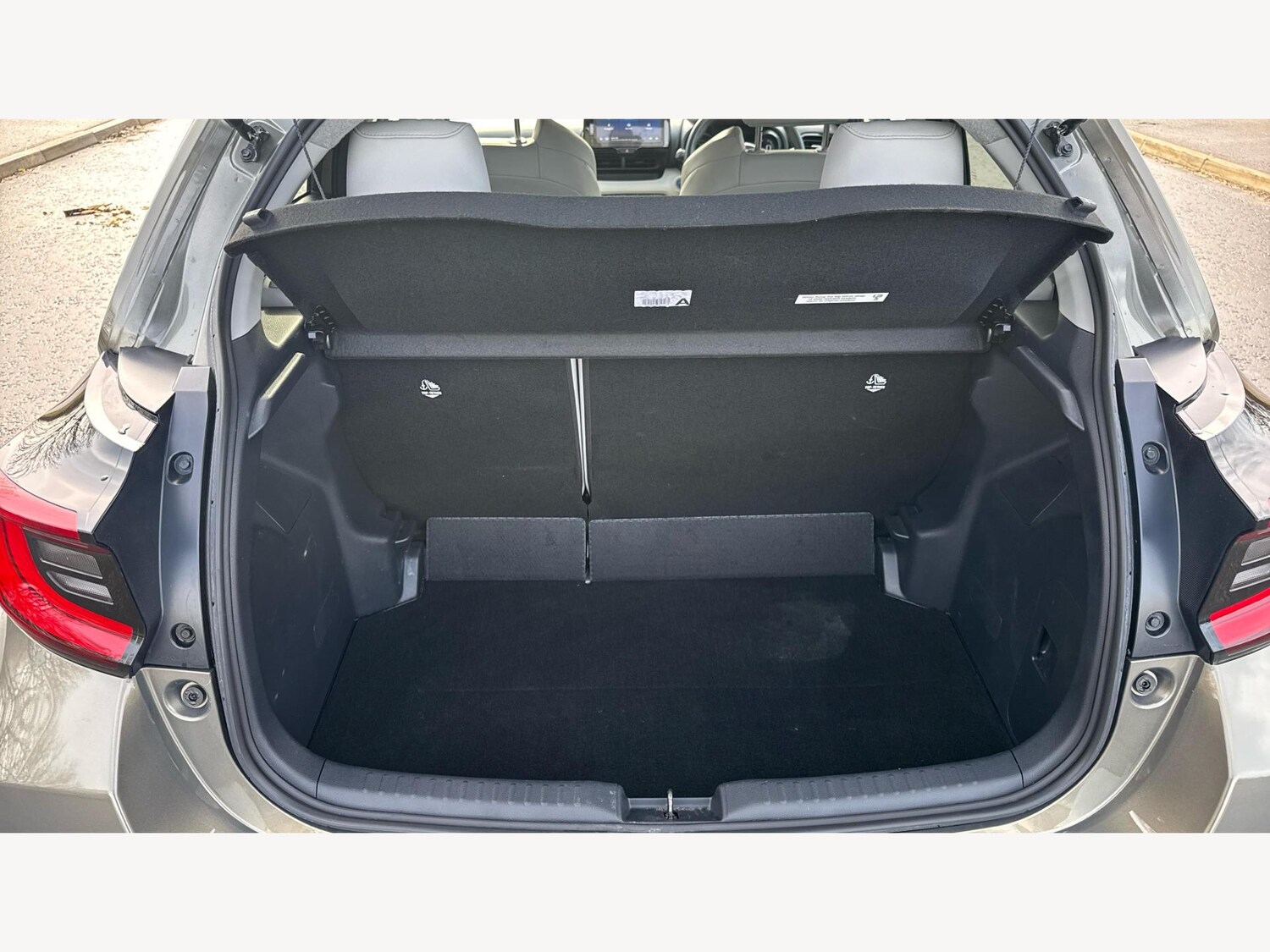 Used Toyota Yaris 2023 for sale - 77411171: Photo 16