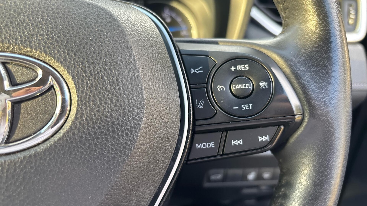 Used Toyota RAV4 2019 for sale - 76632862: Photo 39