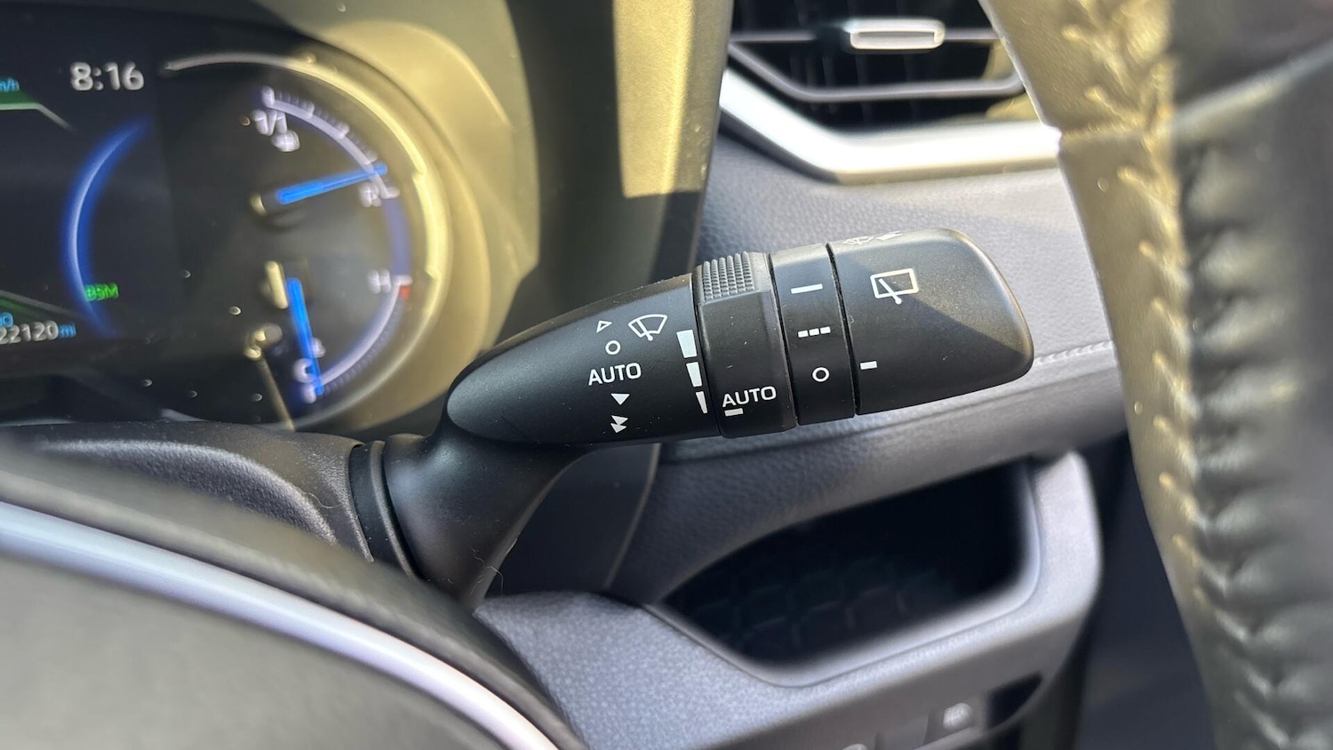 Used Toyota RAV4 2019 for sale - 76632862: Photo 41