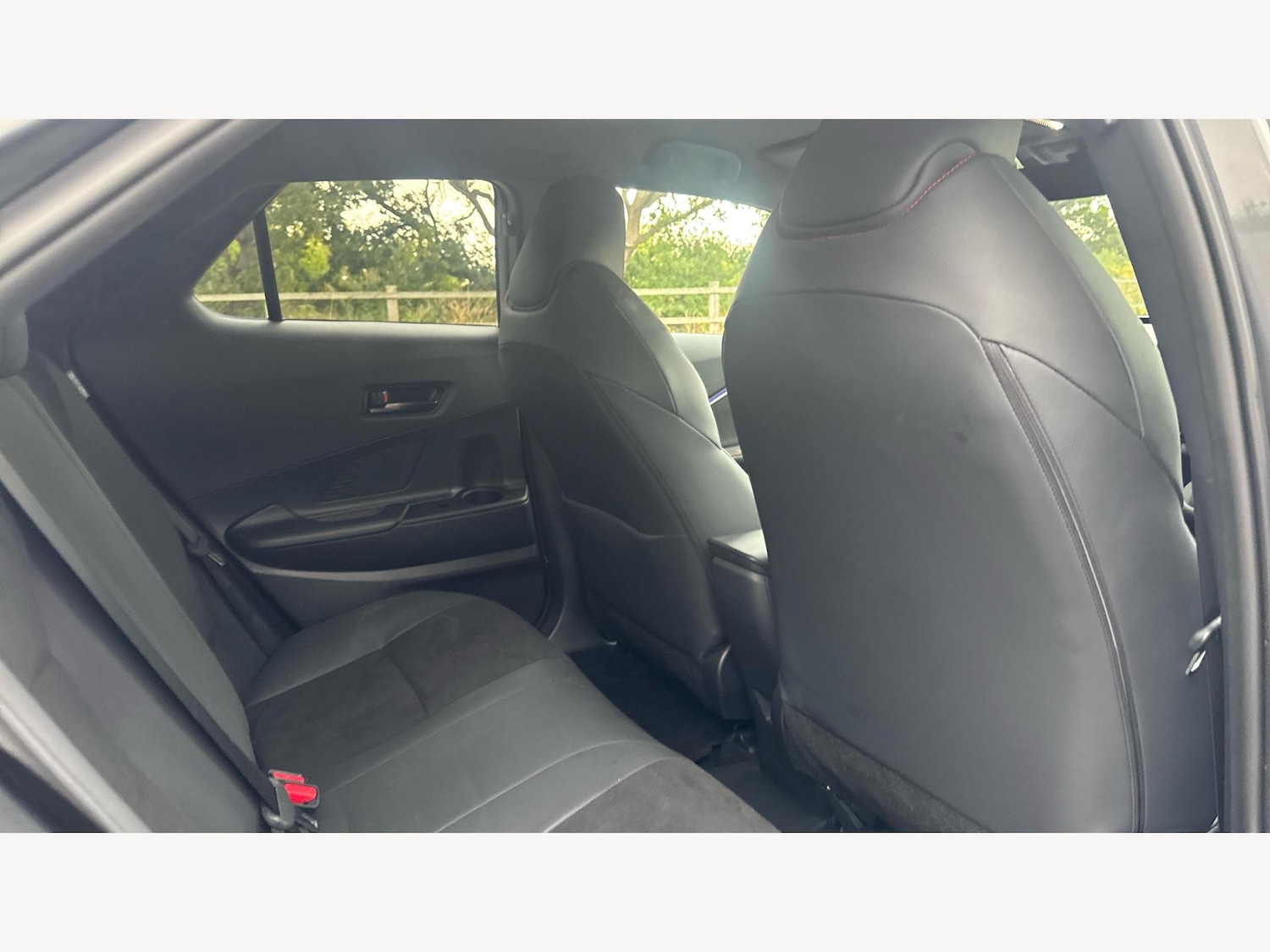 Used Toyota C-HR 2024 for sale - 77266843: Photo 14