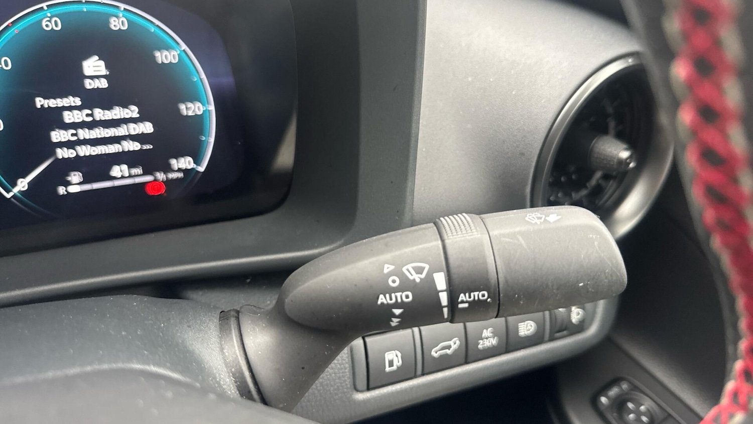 Used Toyota C-HR 2024 for sale - 77266843: Photo 40