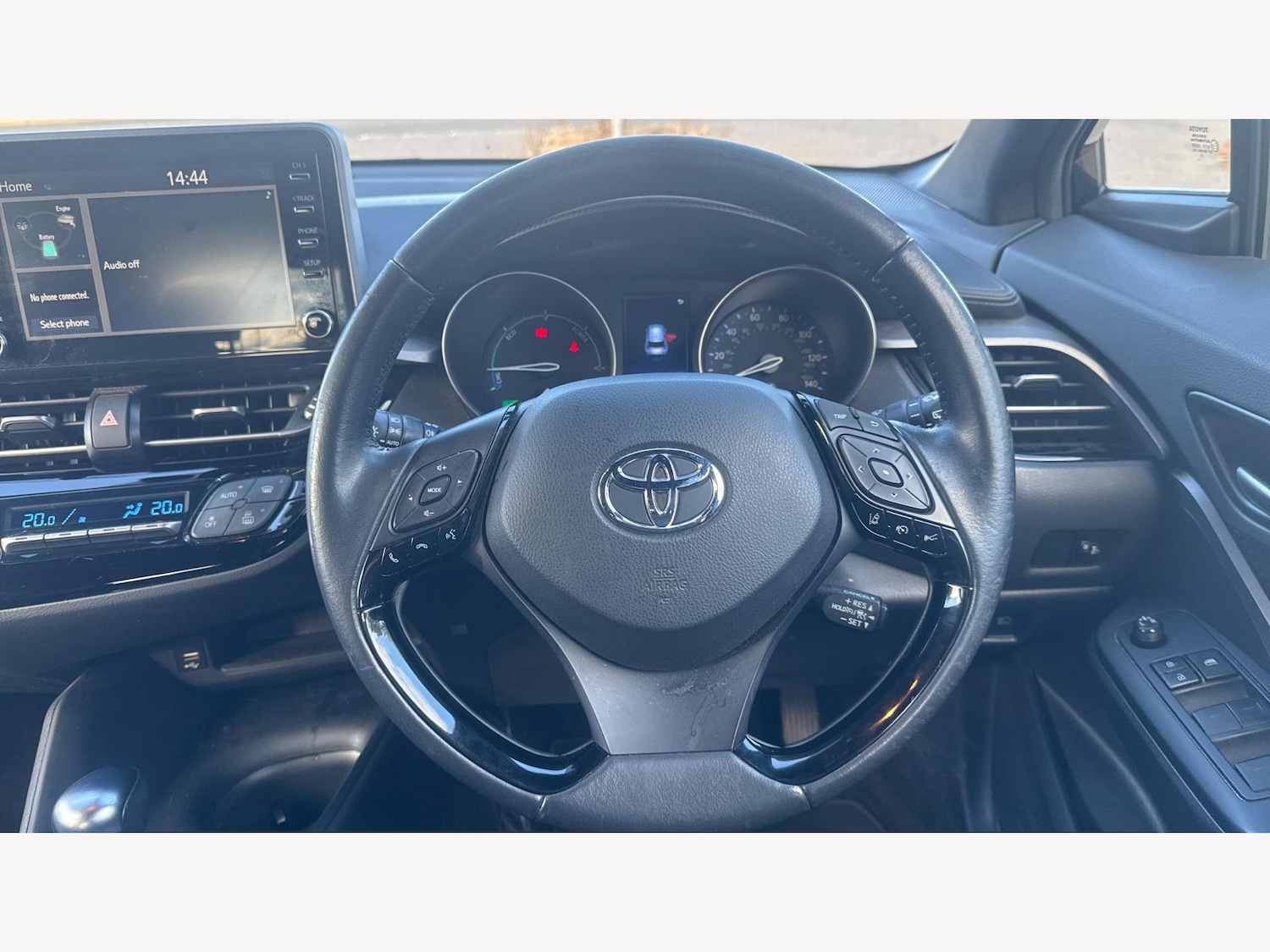 Used Toyota C-HR 2023 for sale - 76409486: Photo 10