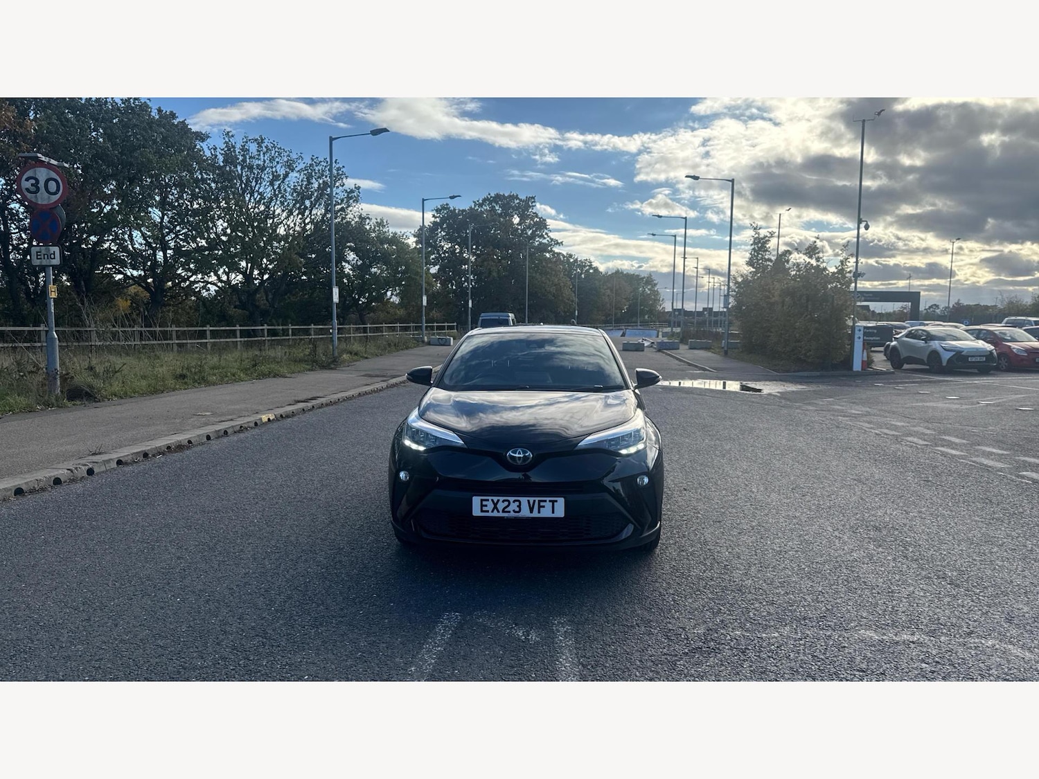 Used Toyota C-HR 2023 for sale - 76409486: Photo 17