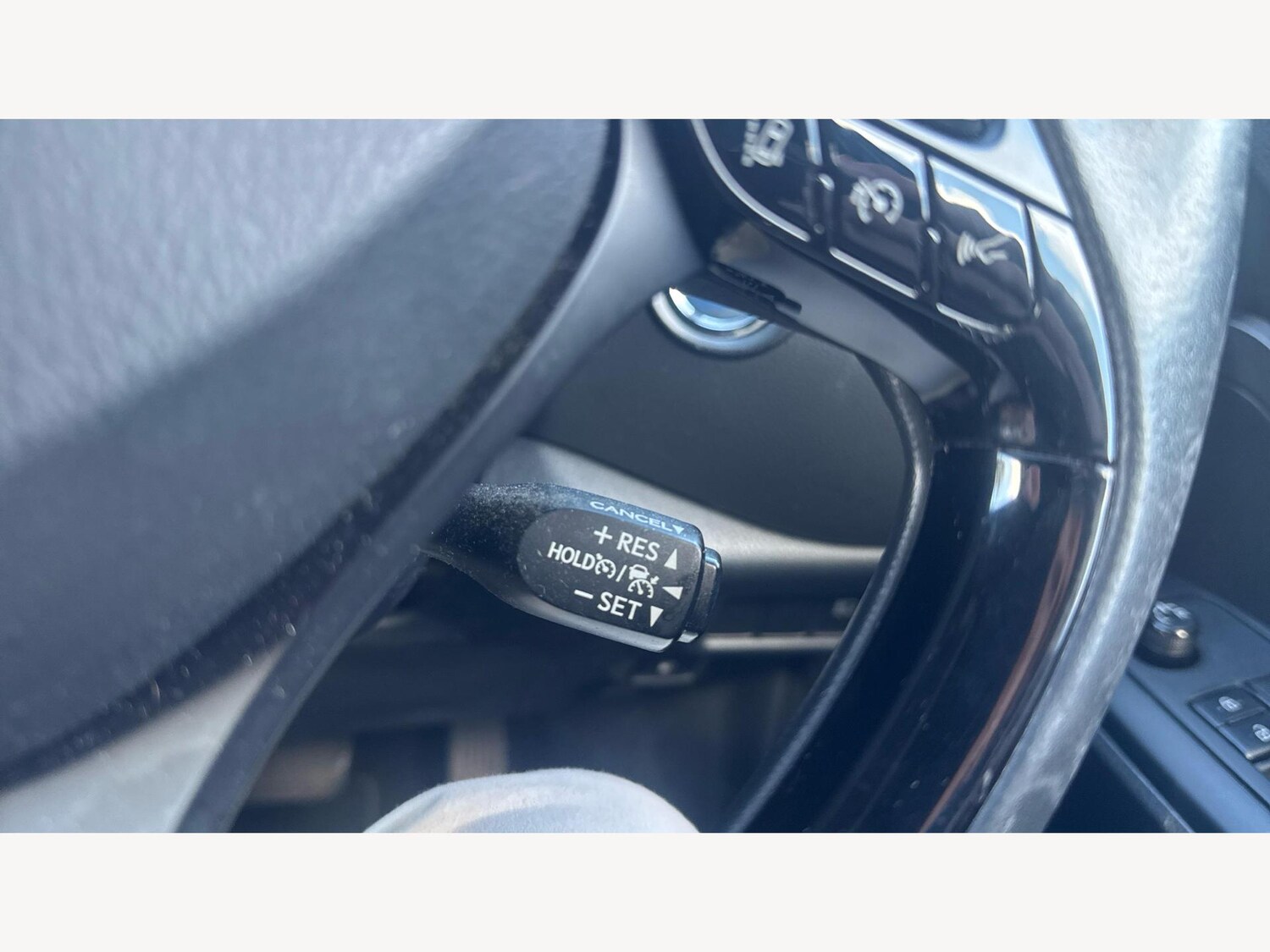 Used Toyota C-HR 2023 for sale - 76409486: Photo 25