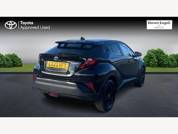Used Toyota C-HR 2023 for sale - 76409486: Photo