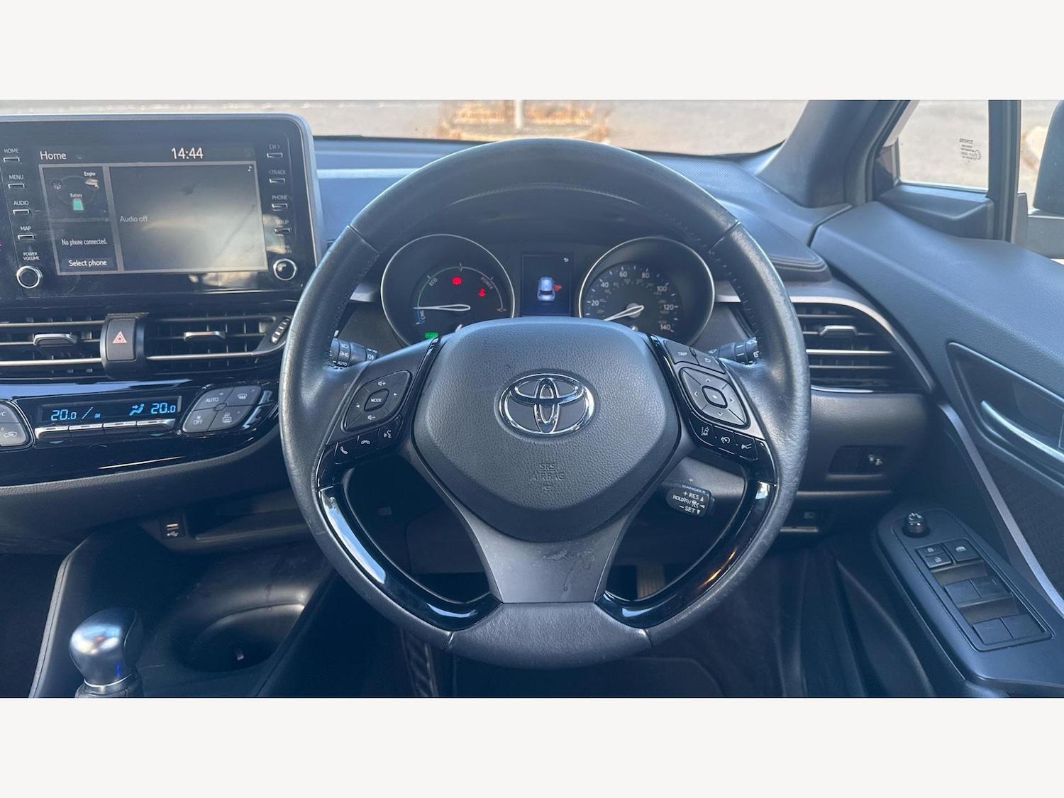 Used Toyota C-HR 2023 for sale - 76409486: Photo 8