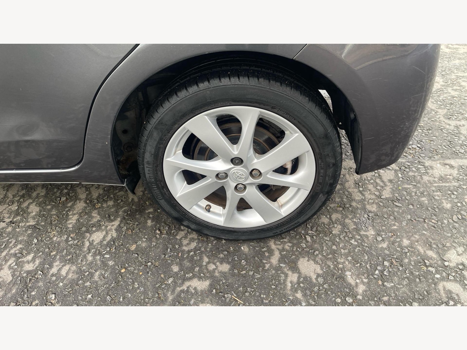 Used Toyota Yaris 2015 for sale - 77387522: Photo 24