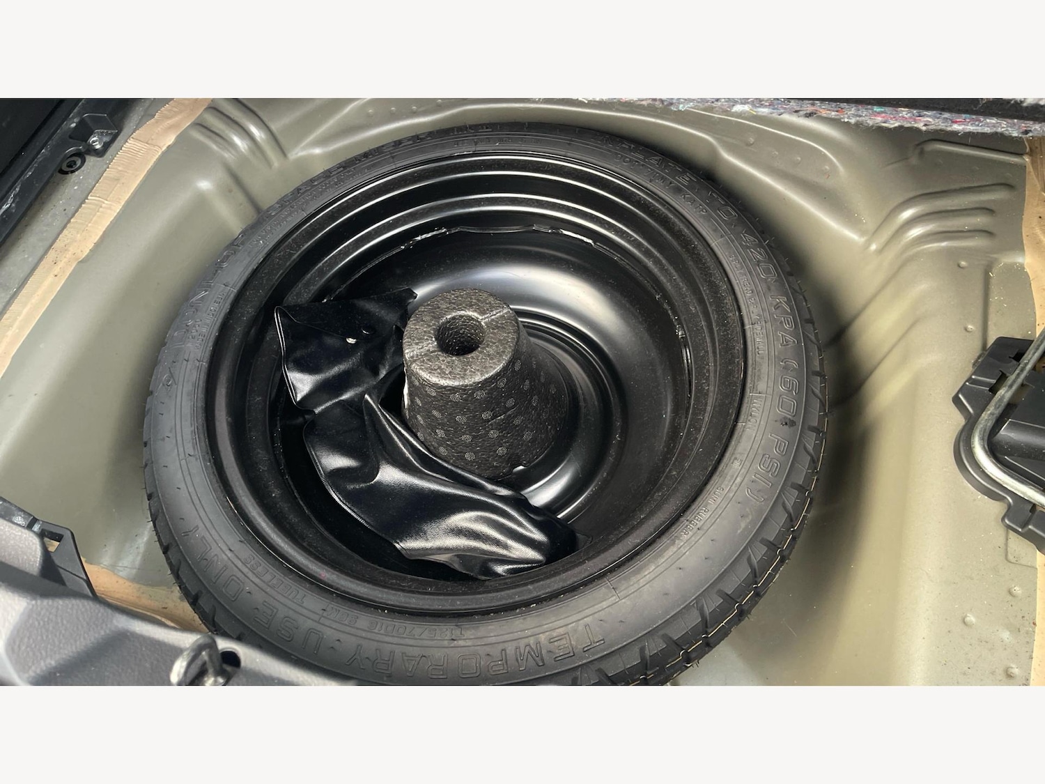 Used Toyota Yaris 2015 for sale - 77387522: Photo 27