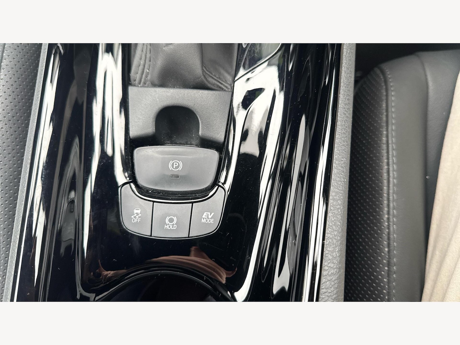 Used Toyota C-HR 2022 for sale - 76781953: Photo 29