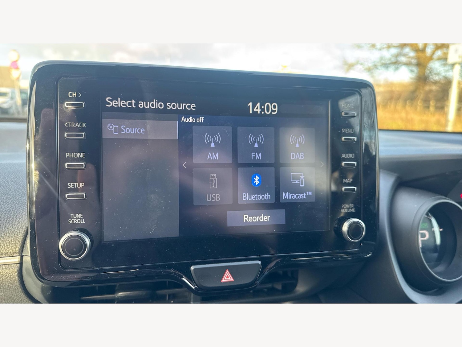 Used Toyota Yaris for sale - 77216153: Photo 30