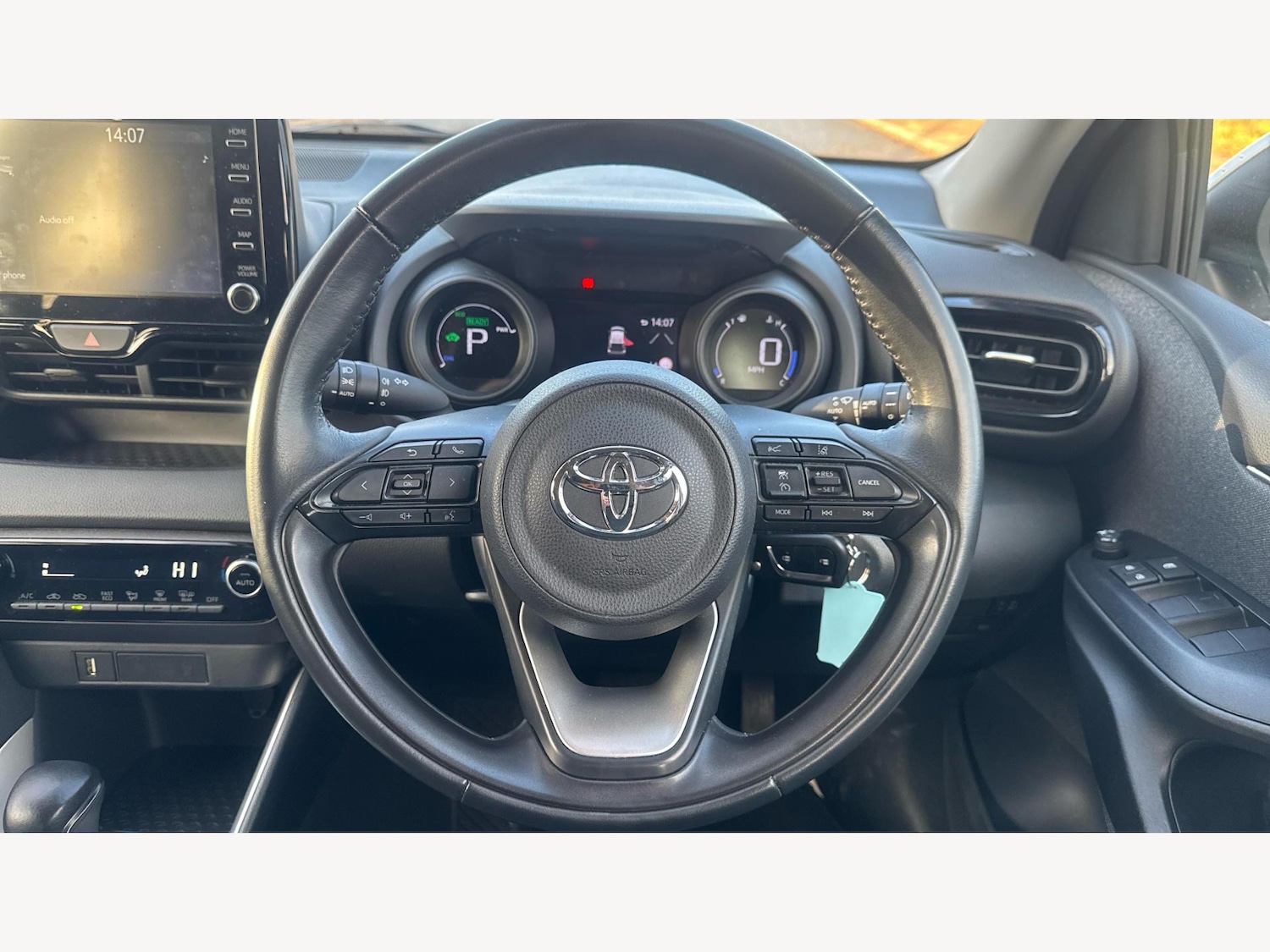 Used Toyota Yaris for sale - 77216153: Photo 8
