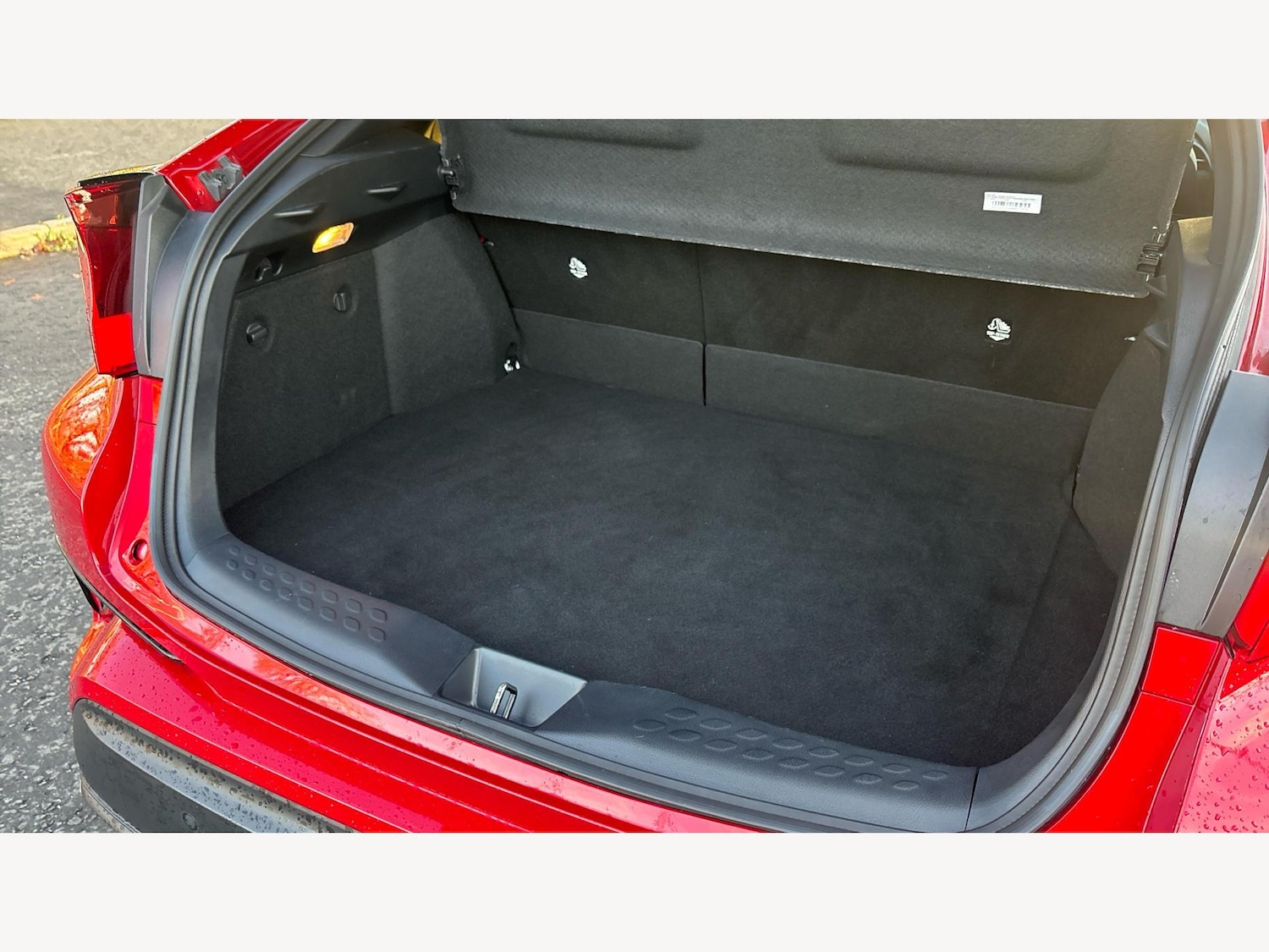 Used Toyota C-HR 2023 for sale - 76689740: Photo 16