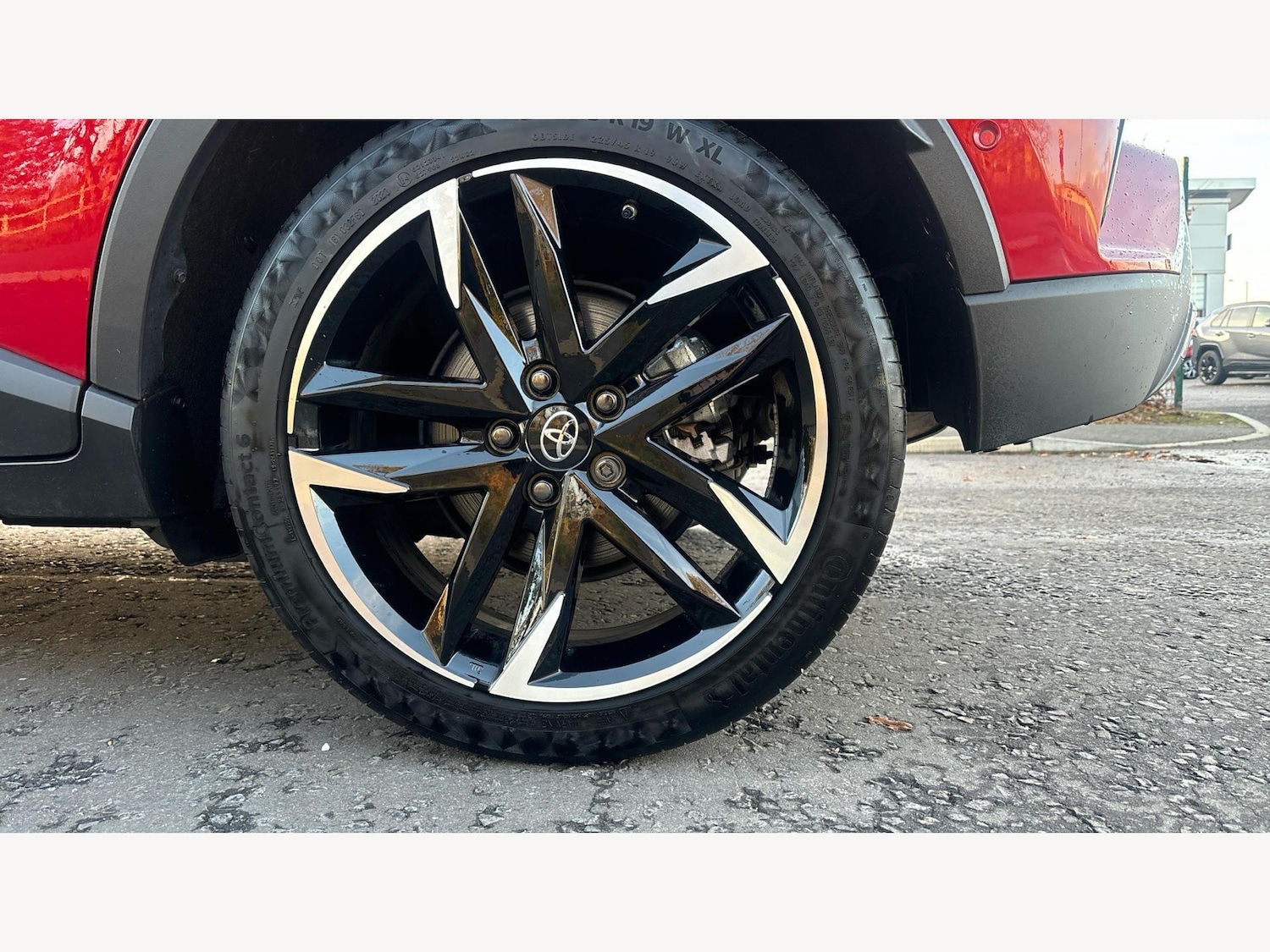 Used Toyota C-HR 2023 for sale - 76689740: Photo 20