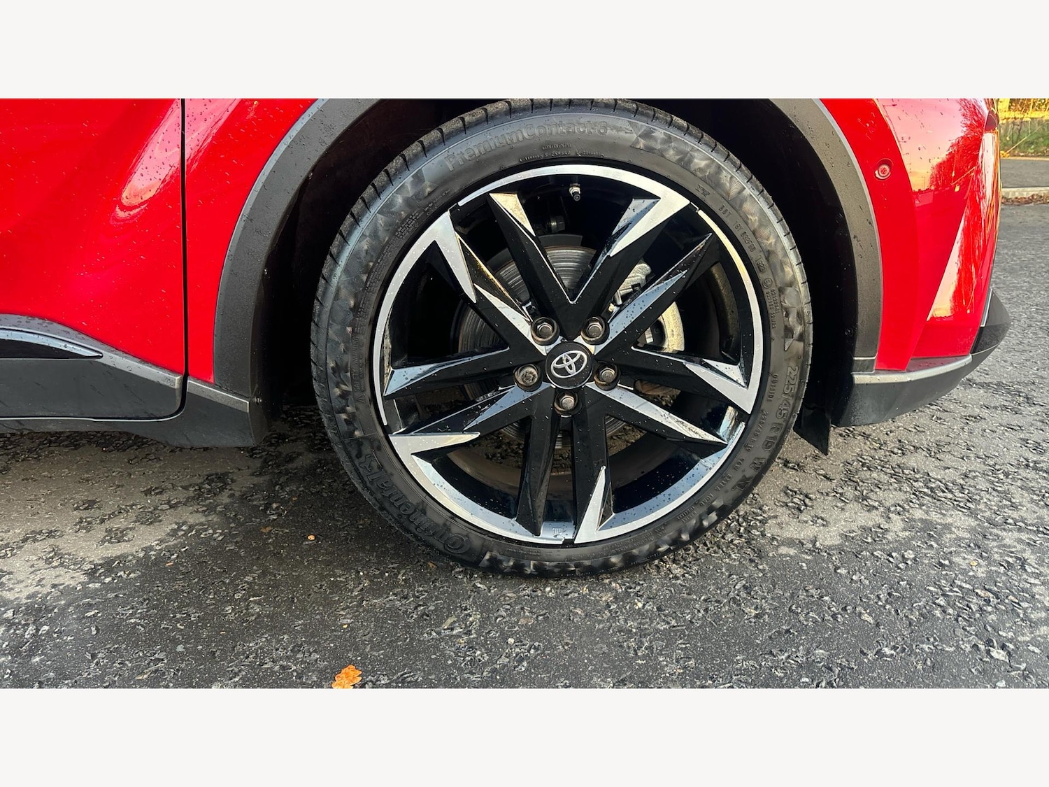 Used Toyota C-HR 2023 for sale - 76689740: Photo 23