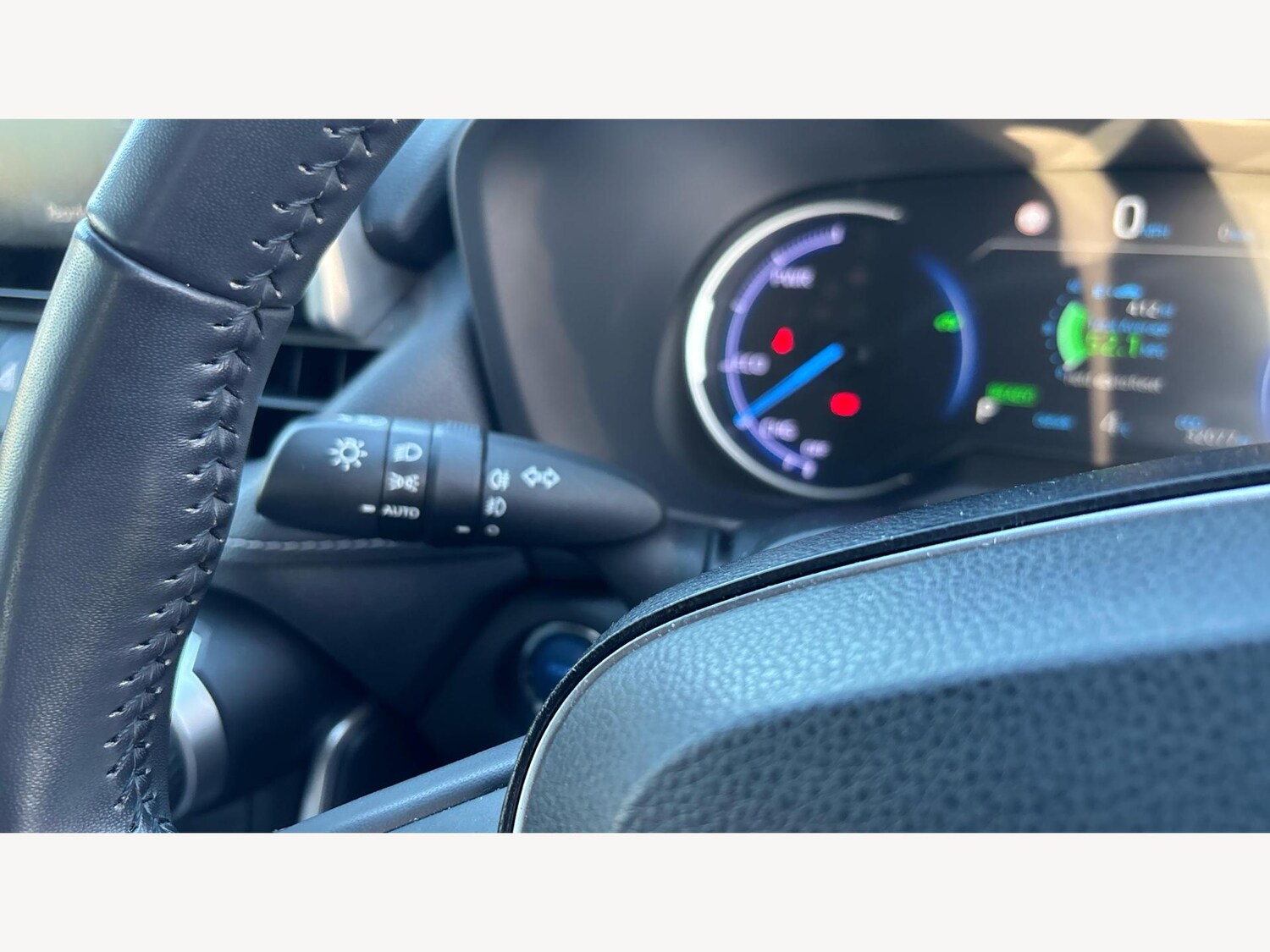 Used Toyota RAV4 2020 for sale - 76935958: Photo 30