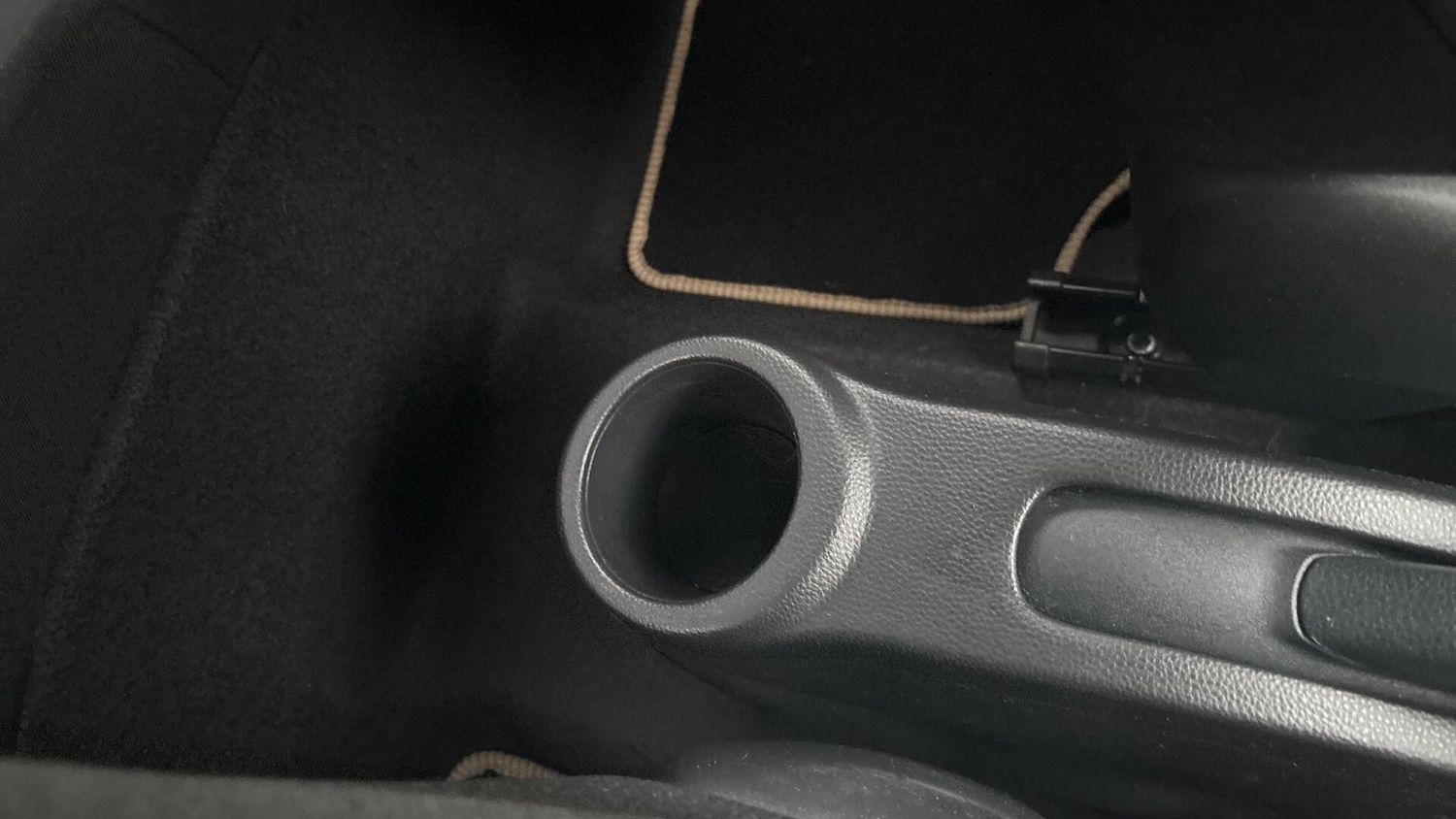 Used Toyota Aygo X 2022 for sale - 76780777: Photo 42