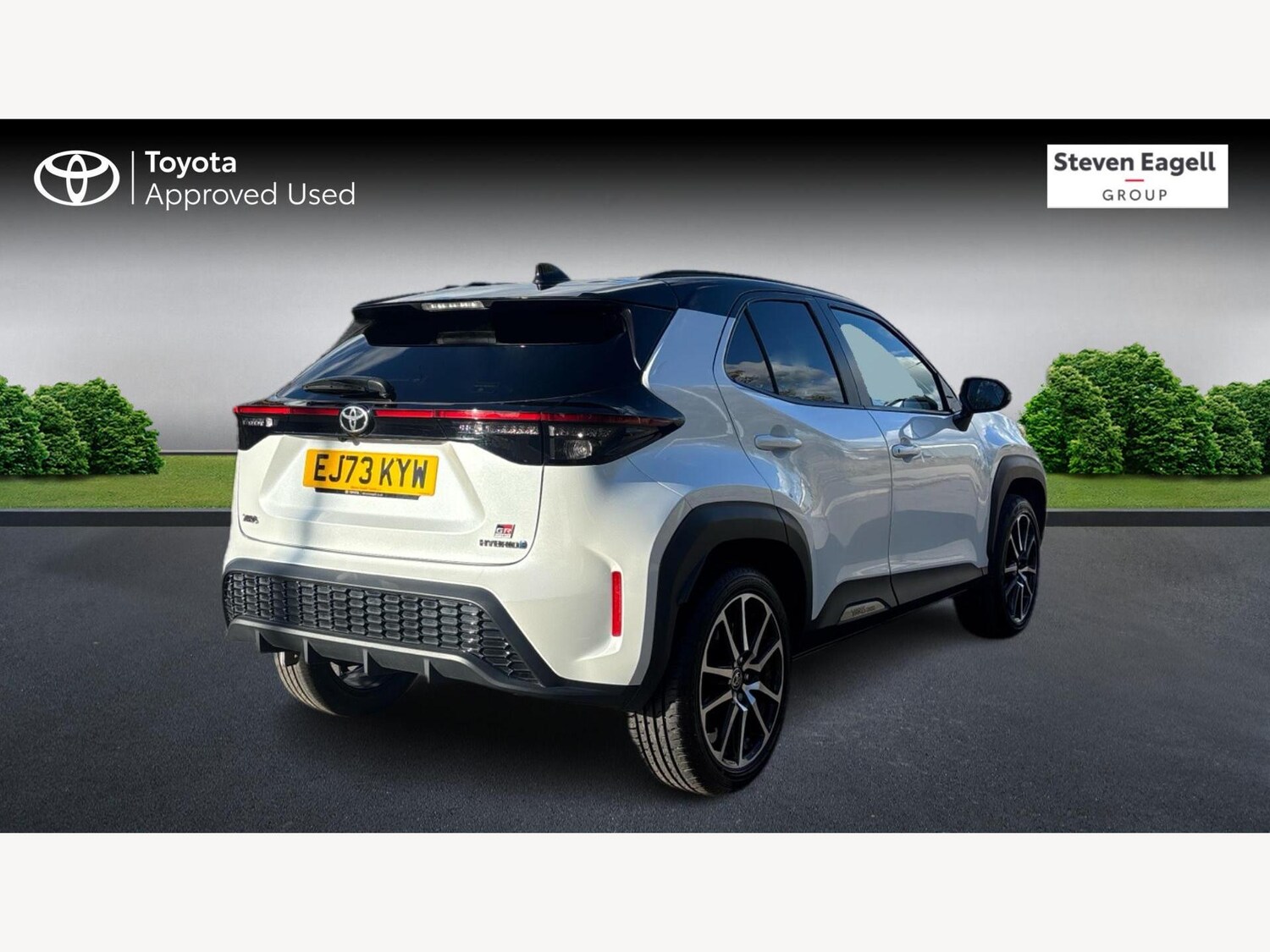 Used Toyota Yaris Cross 2023 for sale - 76432762: Photo 2