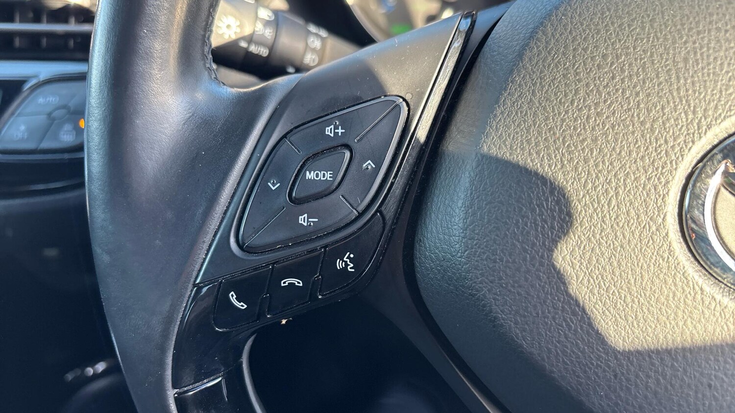 Used Toyota C-HR 2019 for sale - 76886241: Photo 33