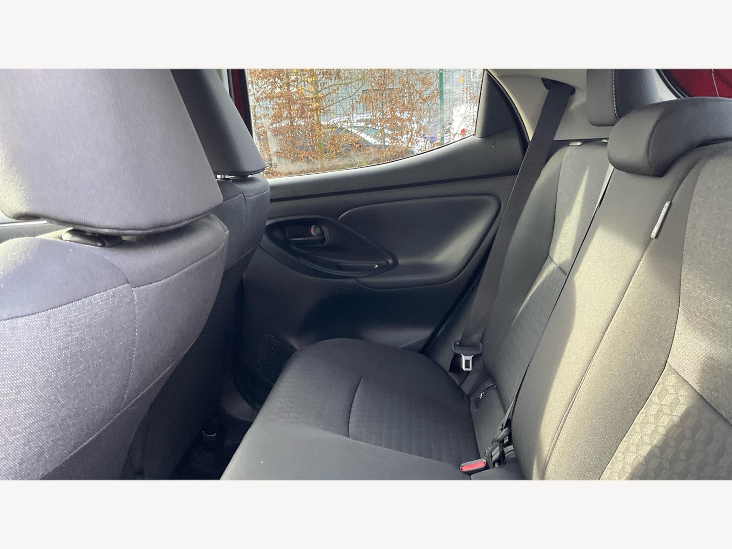 Used Toyota Yaris 2022 for sale - 76701015: Photo 15