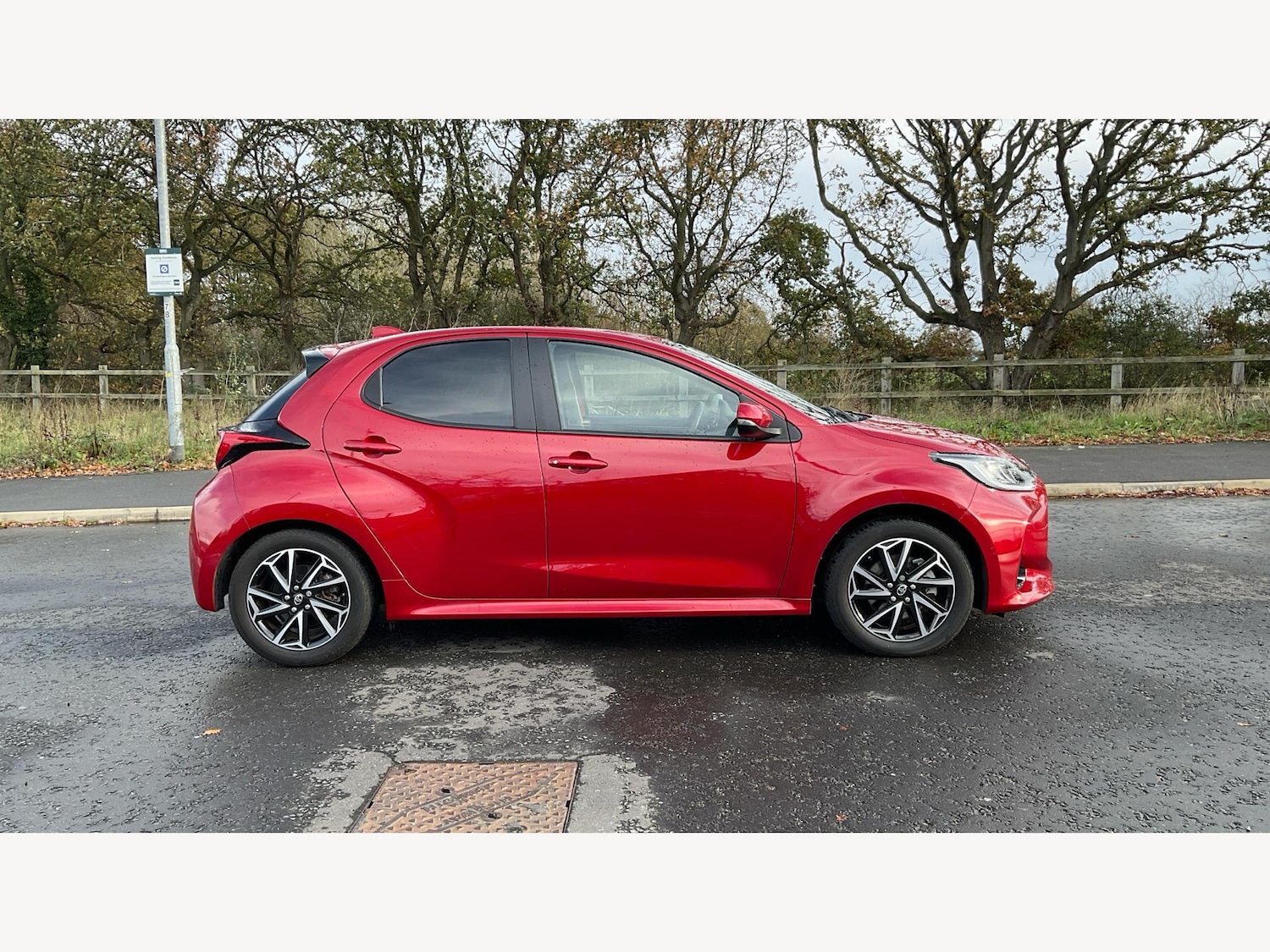 Used Toyota Yaris 2022 for sale - 76701015: Photo 18