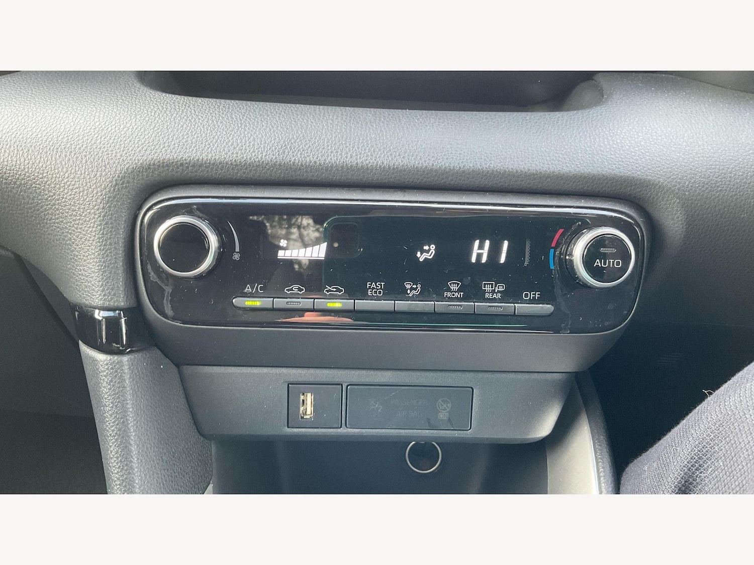 Used Toyota Yaris 2022 for sale - 76701015: Photo 27