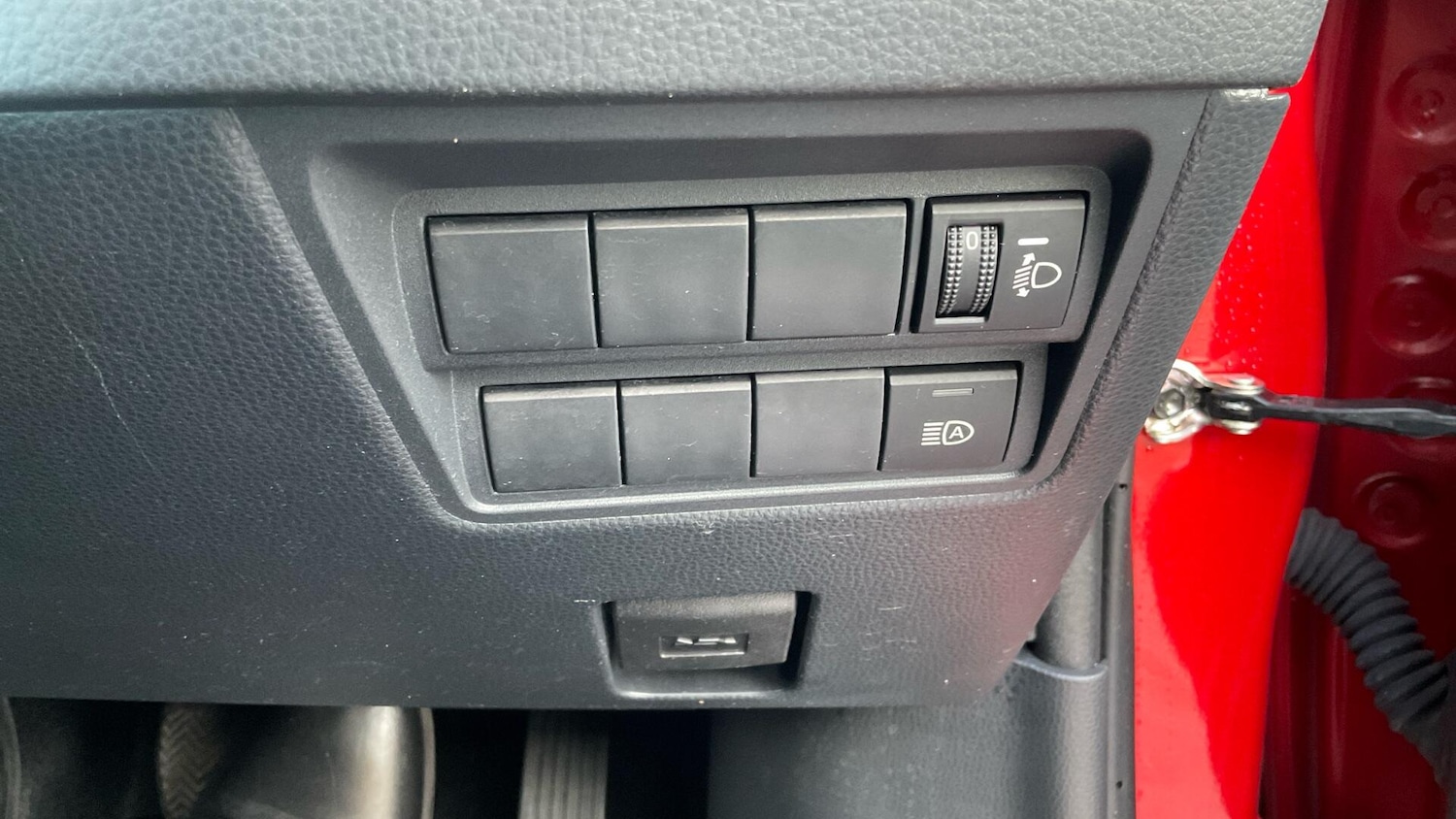 Used Toyota Yaris 2022 for sale - 76701015: Photo 33