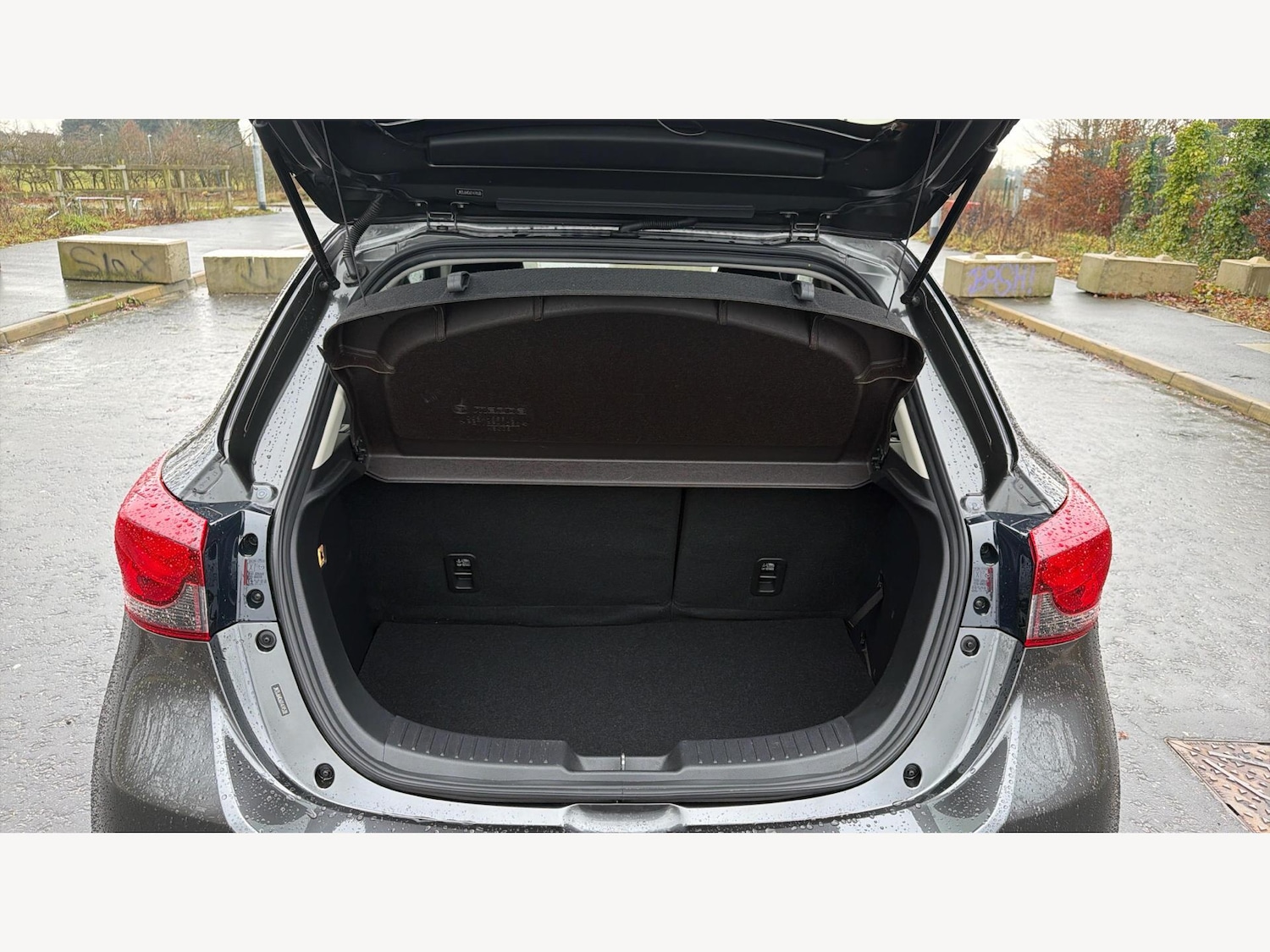 Used Mazda Mazda2 2024 for sale - 77291039: Photo 16