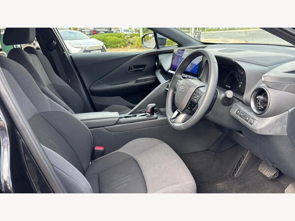 Used Toyota C-HR 2025 for sale - 76246993: Photo 13