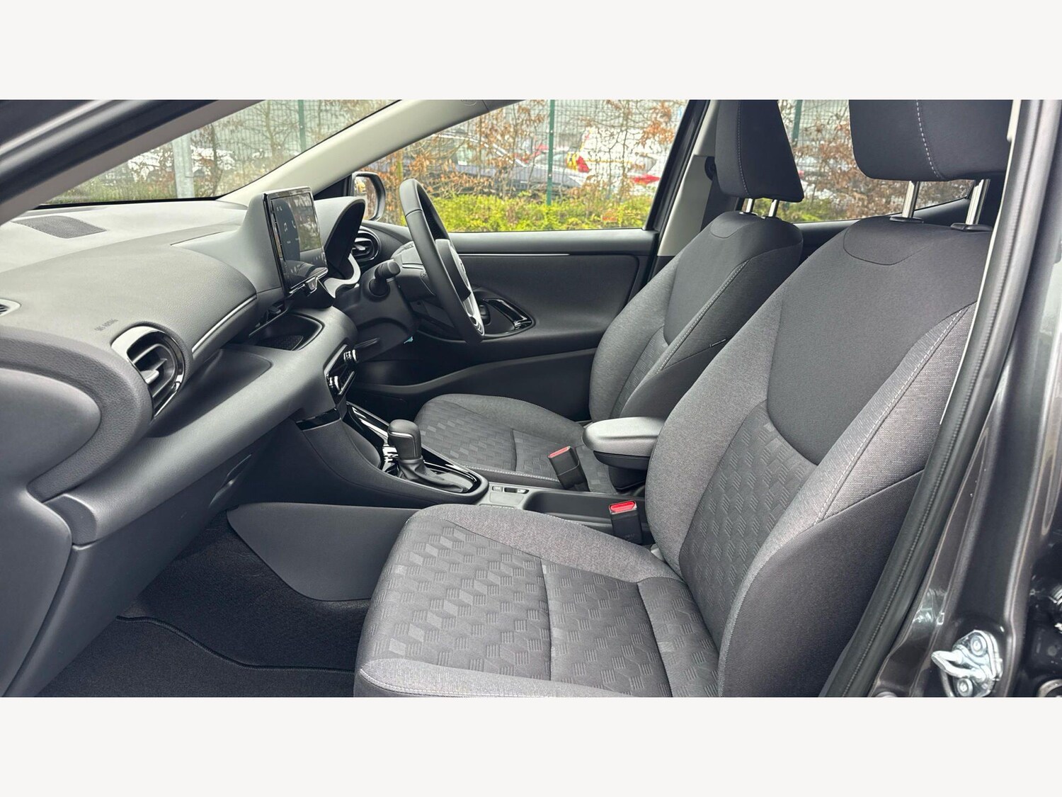 Used Toyota Yaris for sale - 77892460: Photo 12