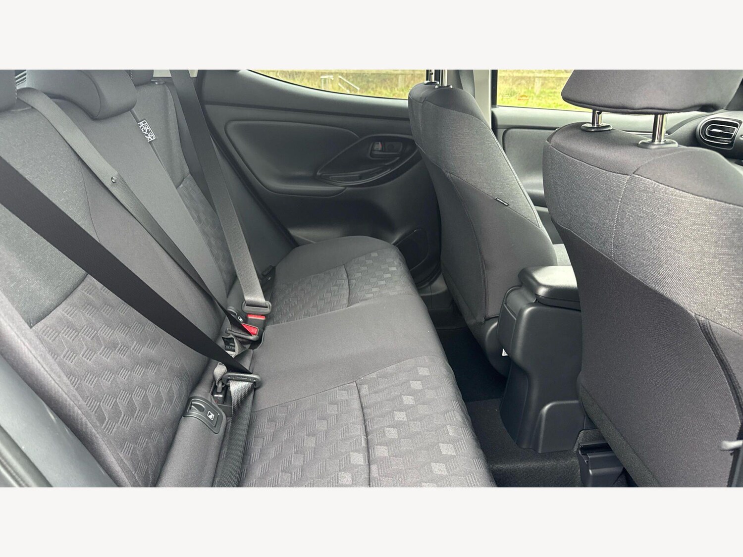 Used Toyota Yaris for sale - 77892460: Photo 14