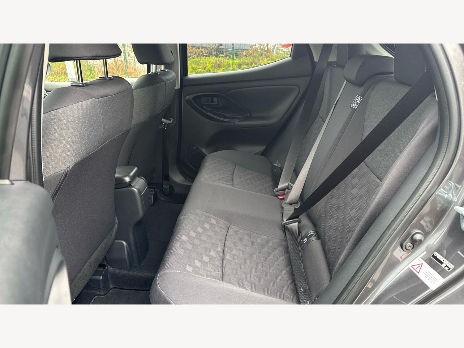 Used Toyota Yaris for sale - 77892460: Photo 15