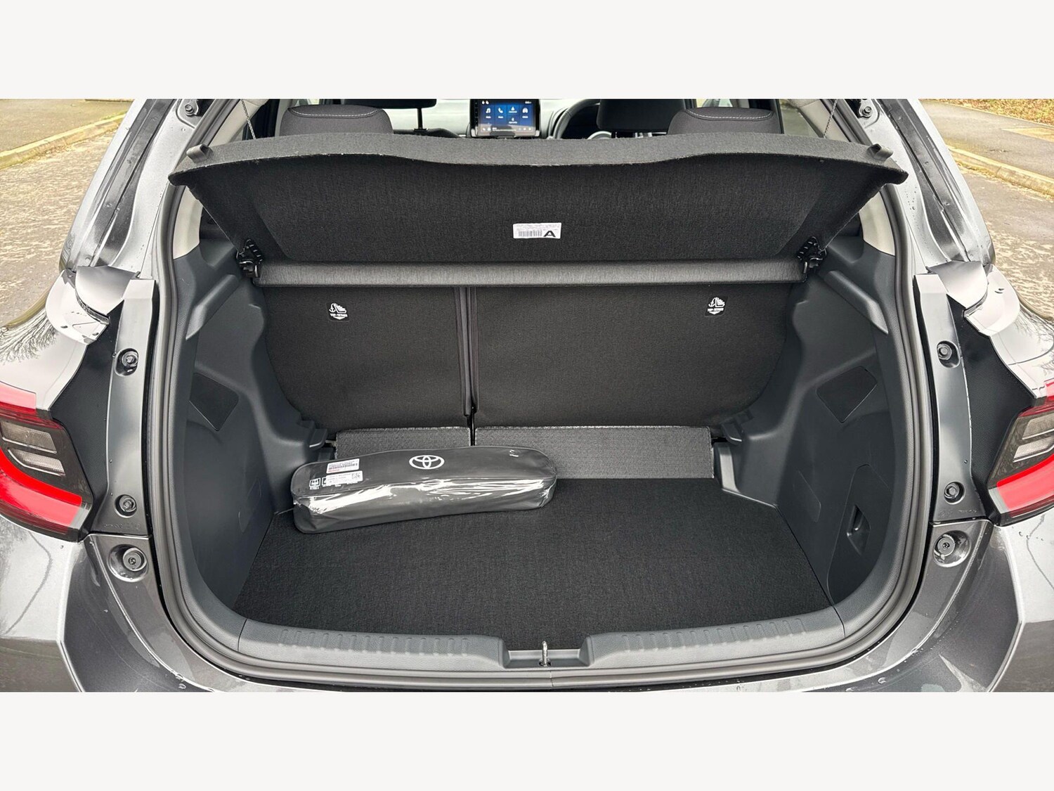 Used Toyota Yaris for sale - 77892460: Photo 16