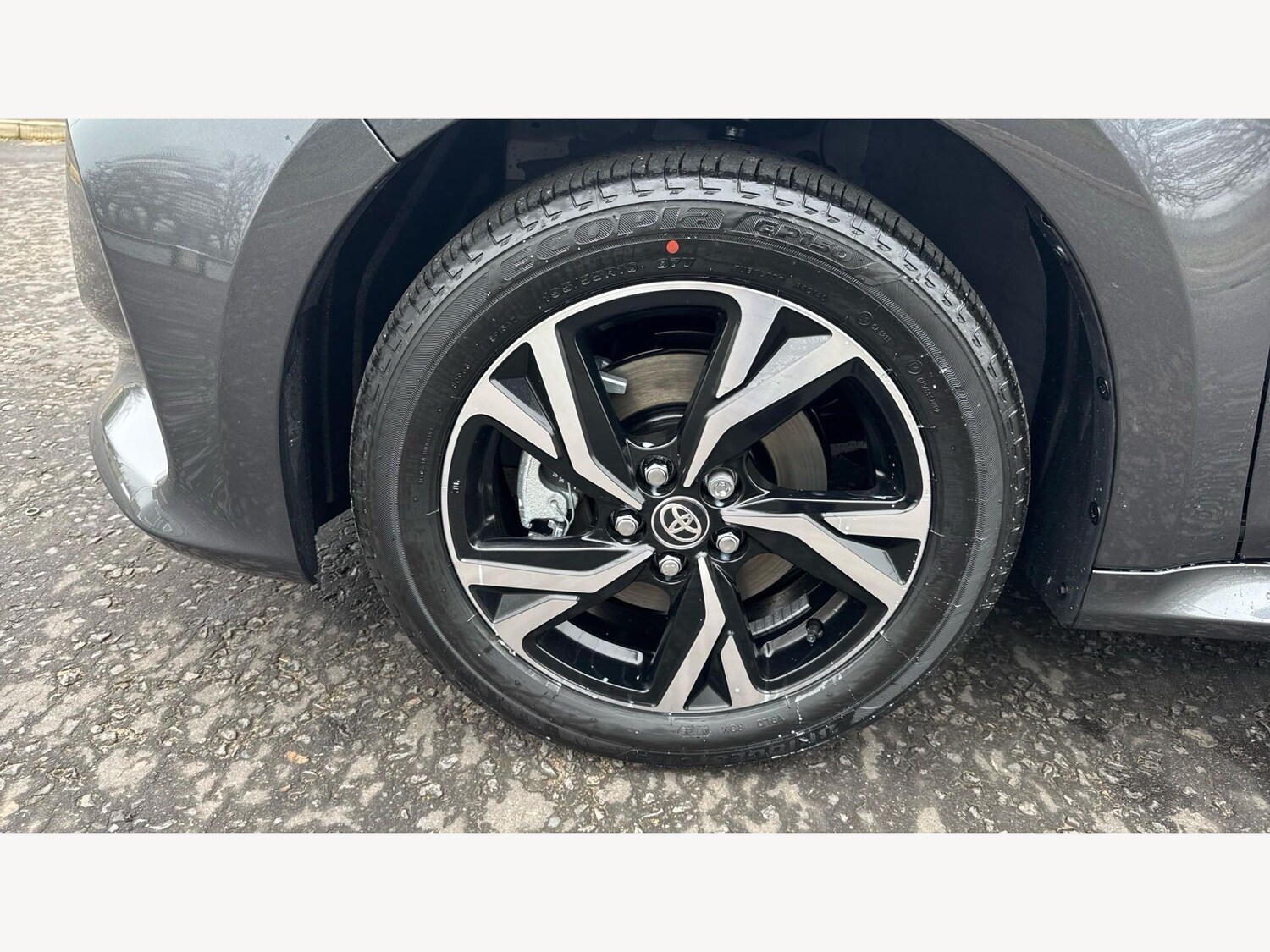 Used Toyota Yaris for sale - 77892460: Photo 26