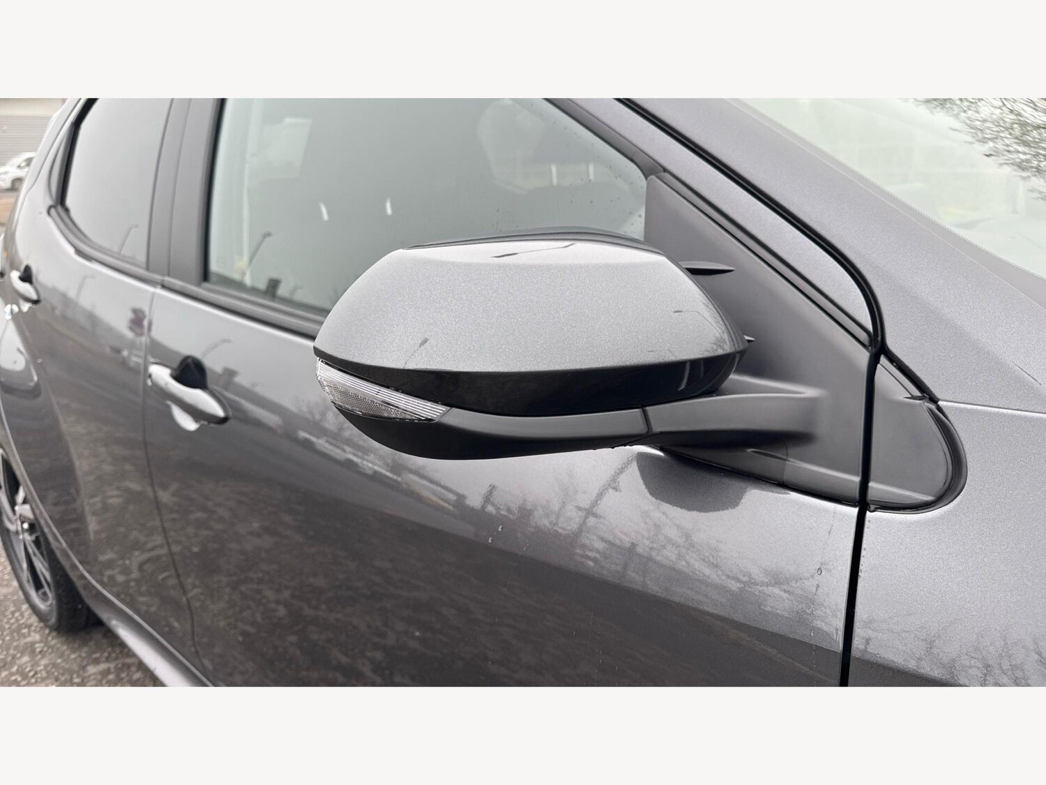 Used Toyota Yaris for sale - 77892460: Photo 30