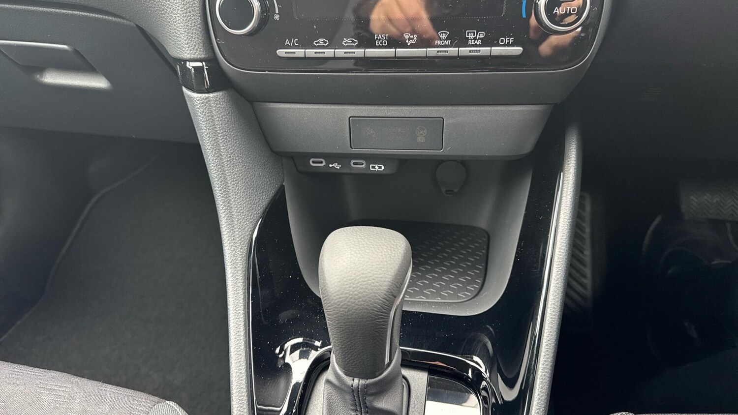 Used Toyota Yaris for sale - 77892460: Photo 36