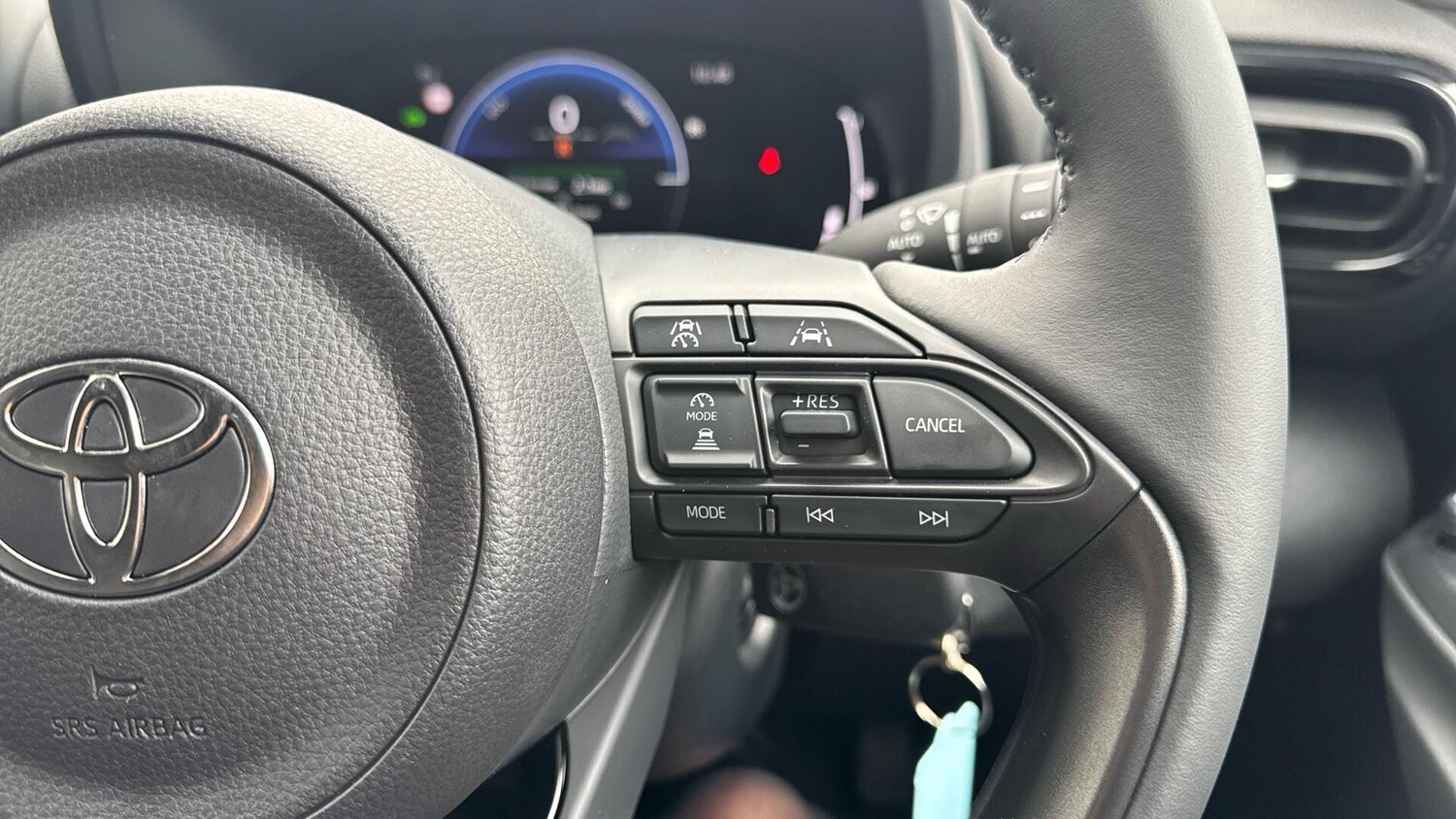 Used Toyota Yaris for sale - 77892460: Photo 40