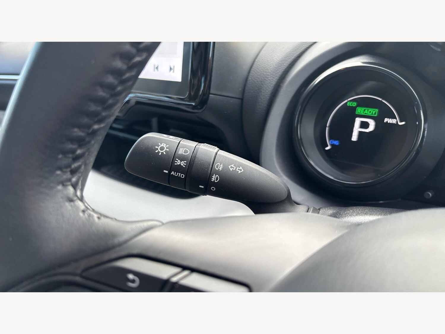 Used Toyota Yaris 2022 for sale - 76886122: Photo 24