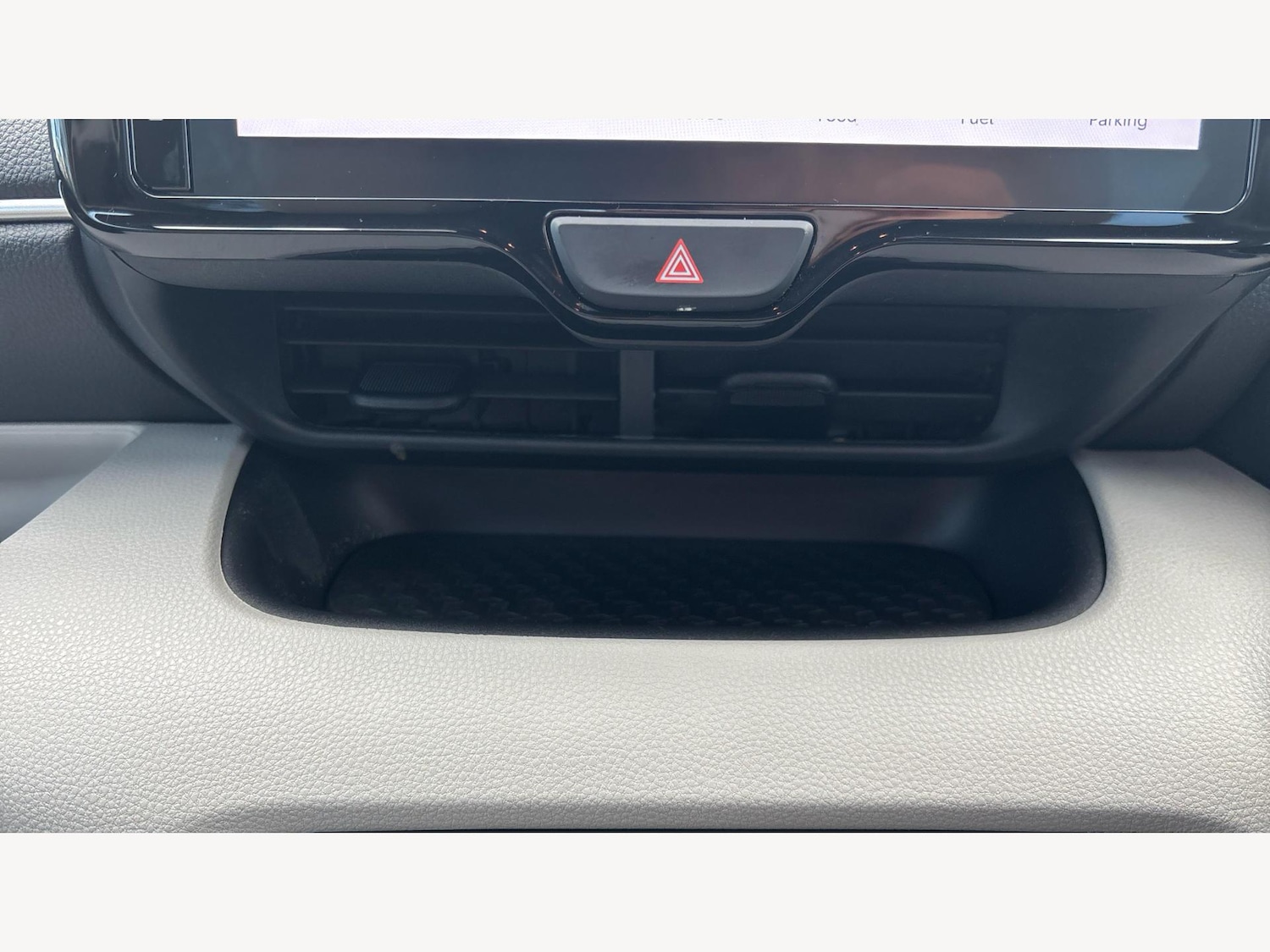 Used Toyota Yaris 2022 for sale - 76886122: Photo 29