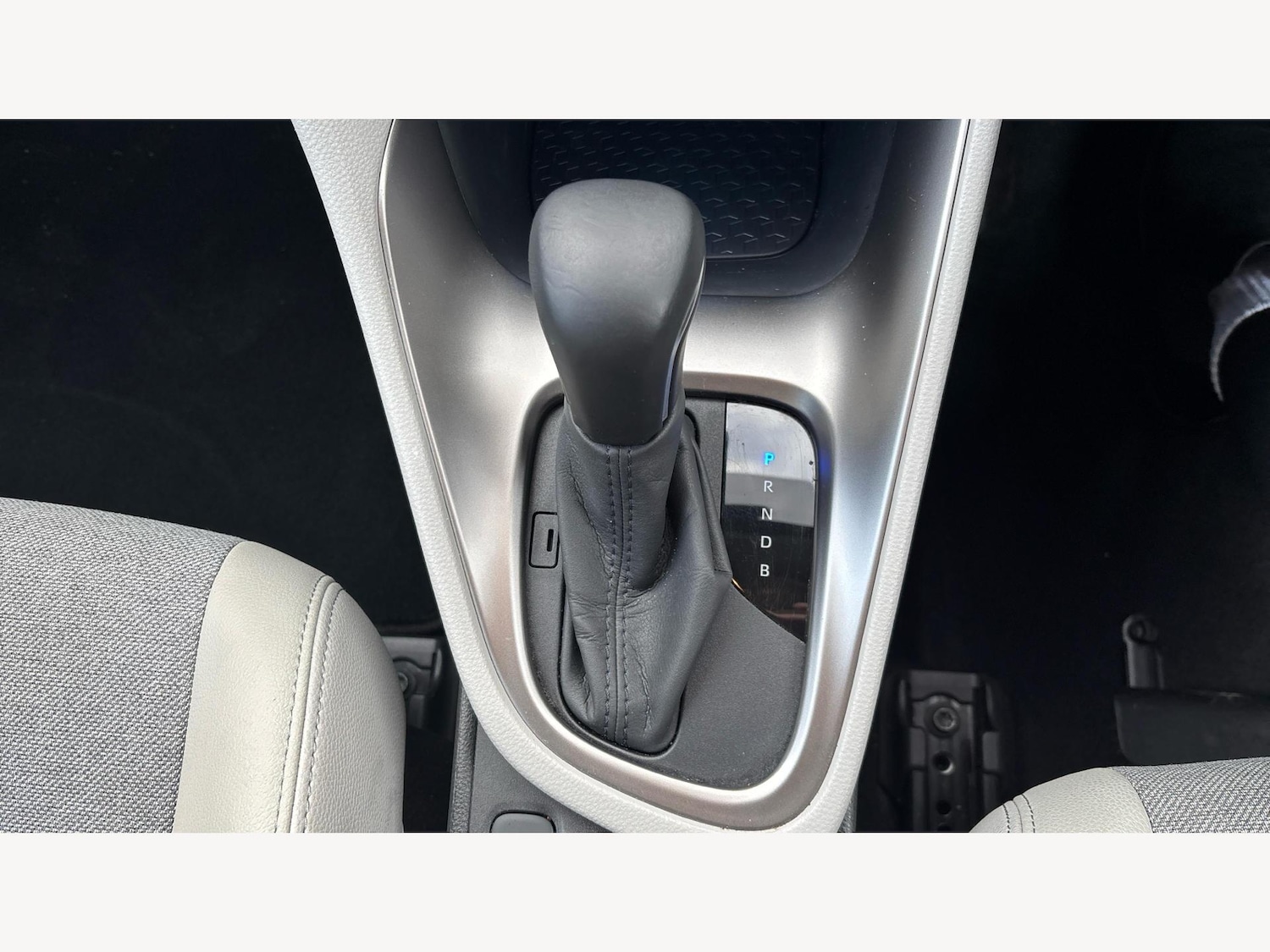 Used Toyota Yaris 2022 for sale - 76886122: Photo 31