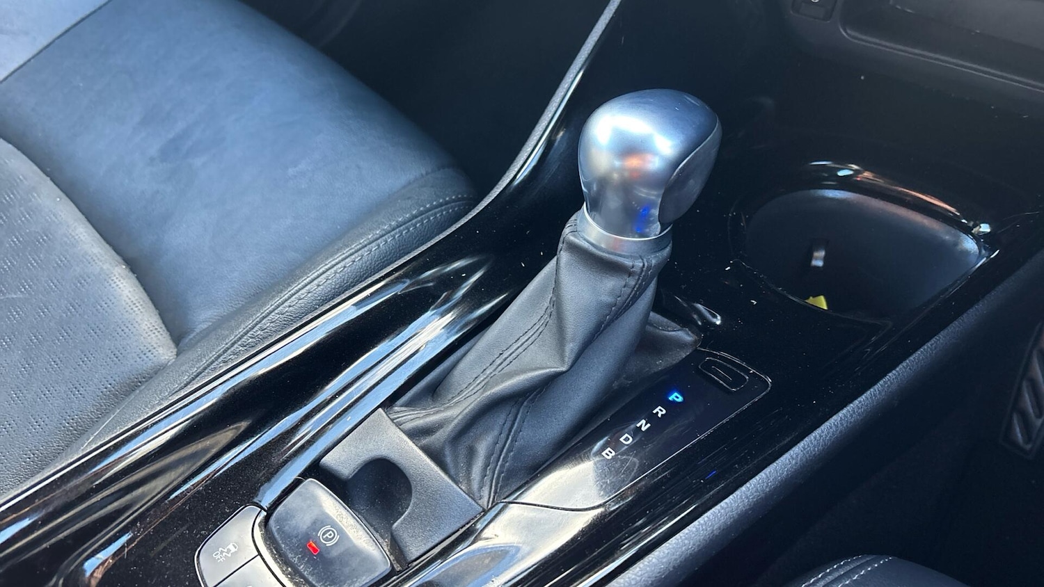 Used Toyota C-HR 2019 for sale - 76388722: Photo 35