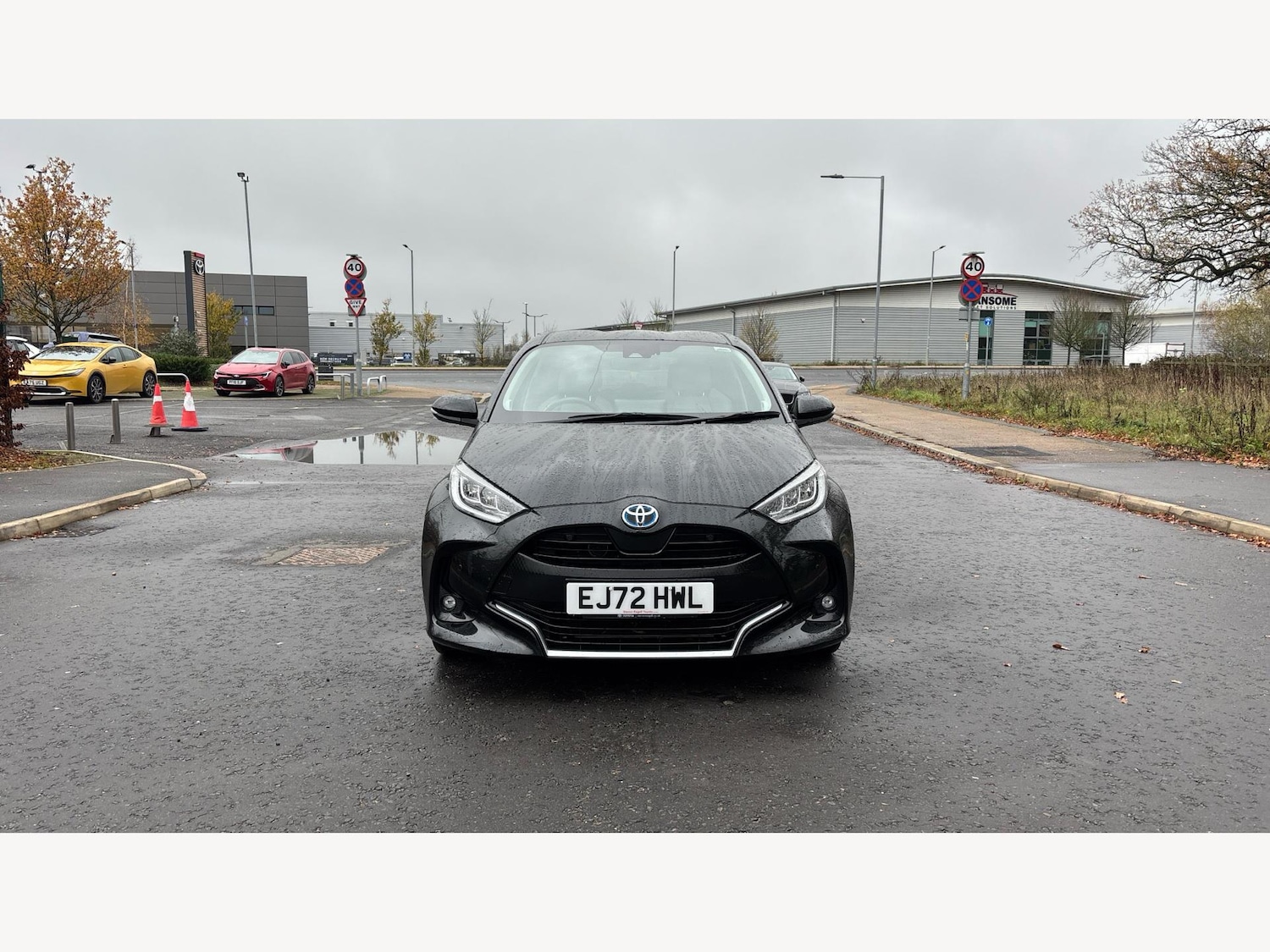 Used Toyota Yaris for sale - 77599077: Photo 17