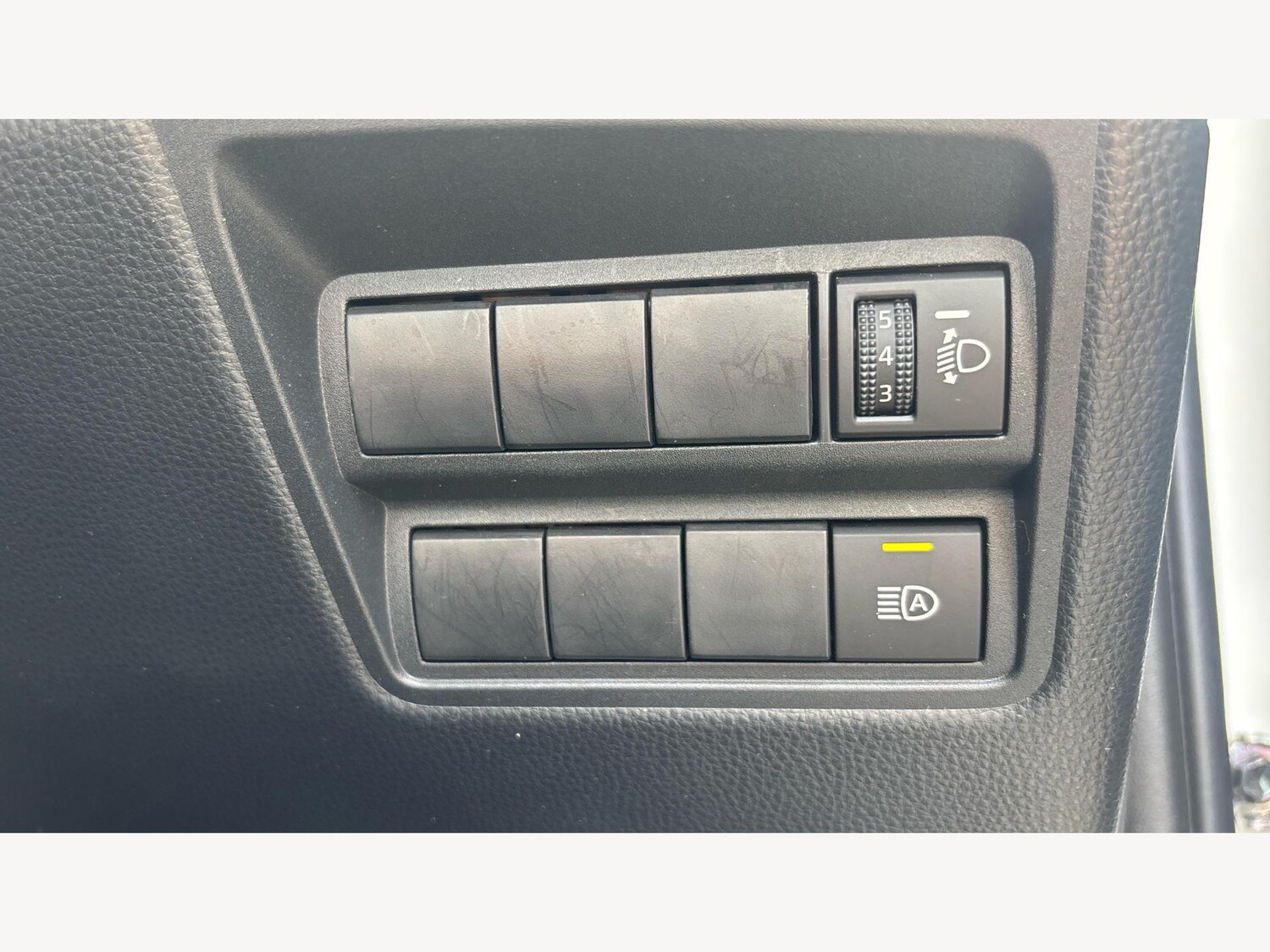 Vehicle 33