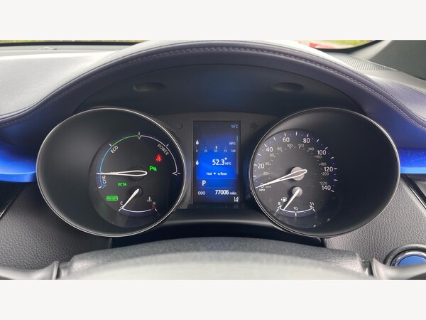 Used Toyota C-HR for sale - 76260327: Photo 11